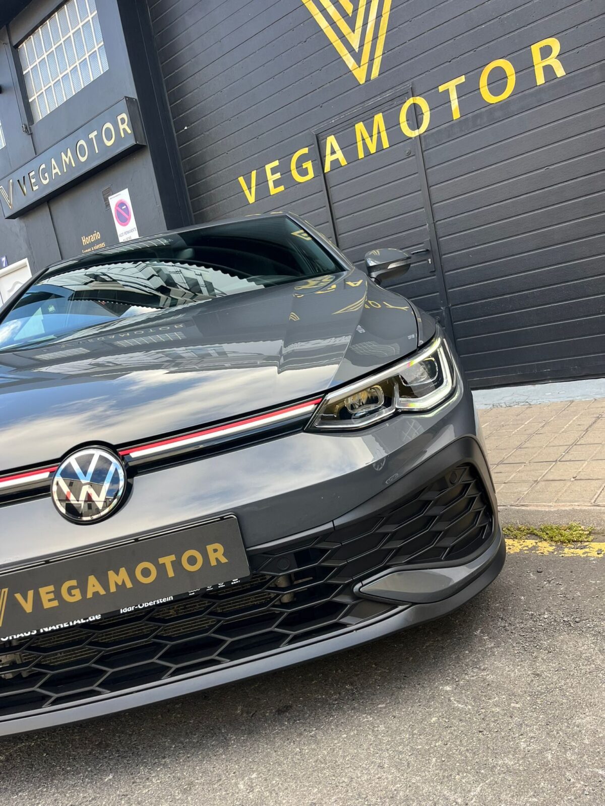 VOLKSWAGEN GOLF GTI CLUB SPORT 