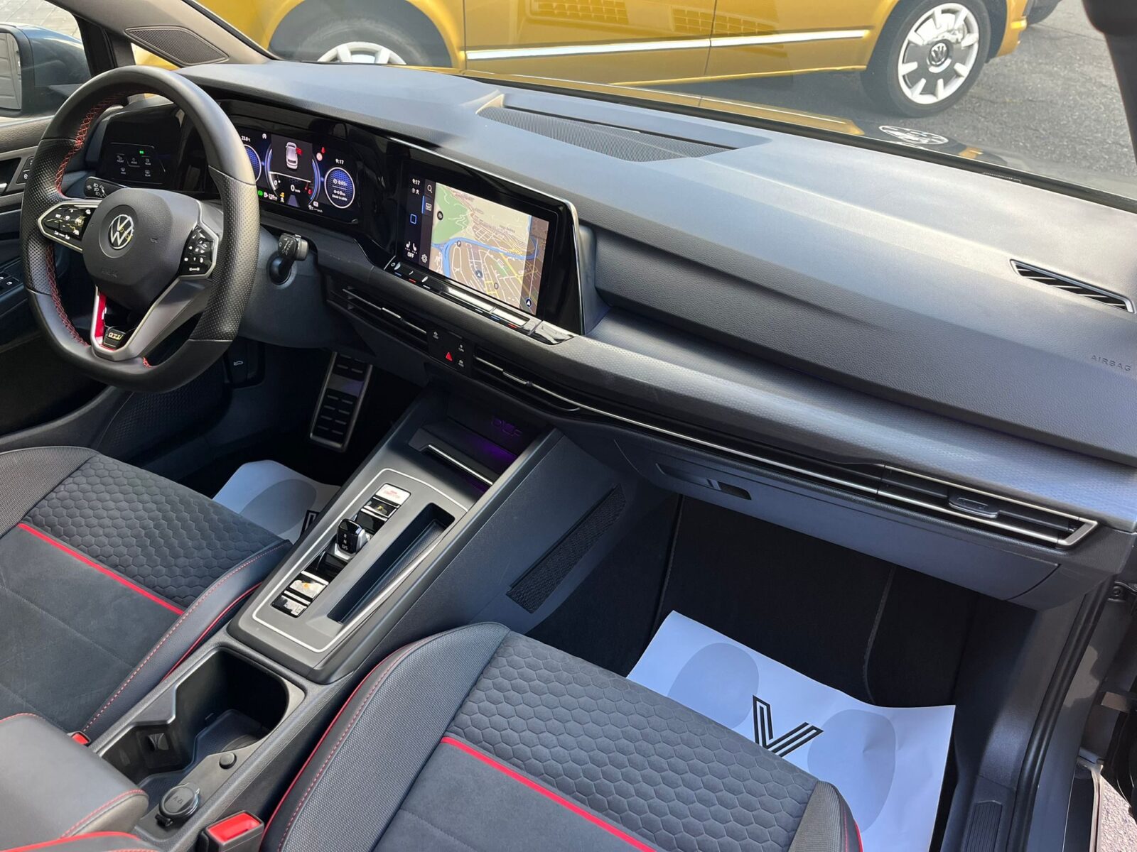VOLKSWAGEN GOLF GTI CLUB SPORT 