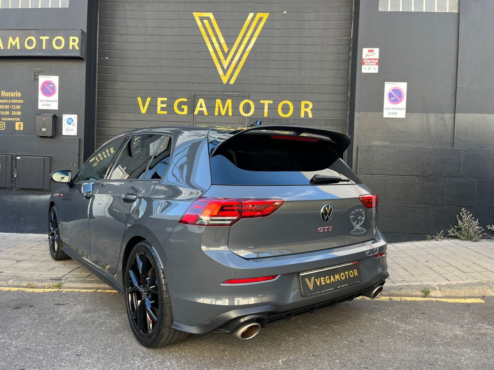 VOLKSWAGEN GOLF GTI CLUB SPORT 