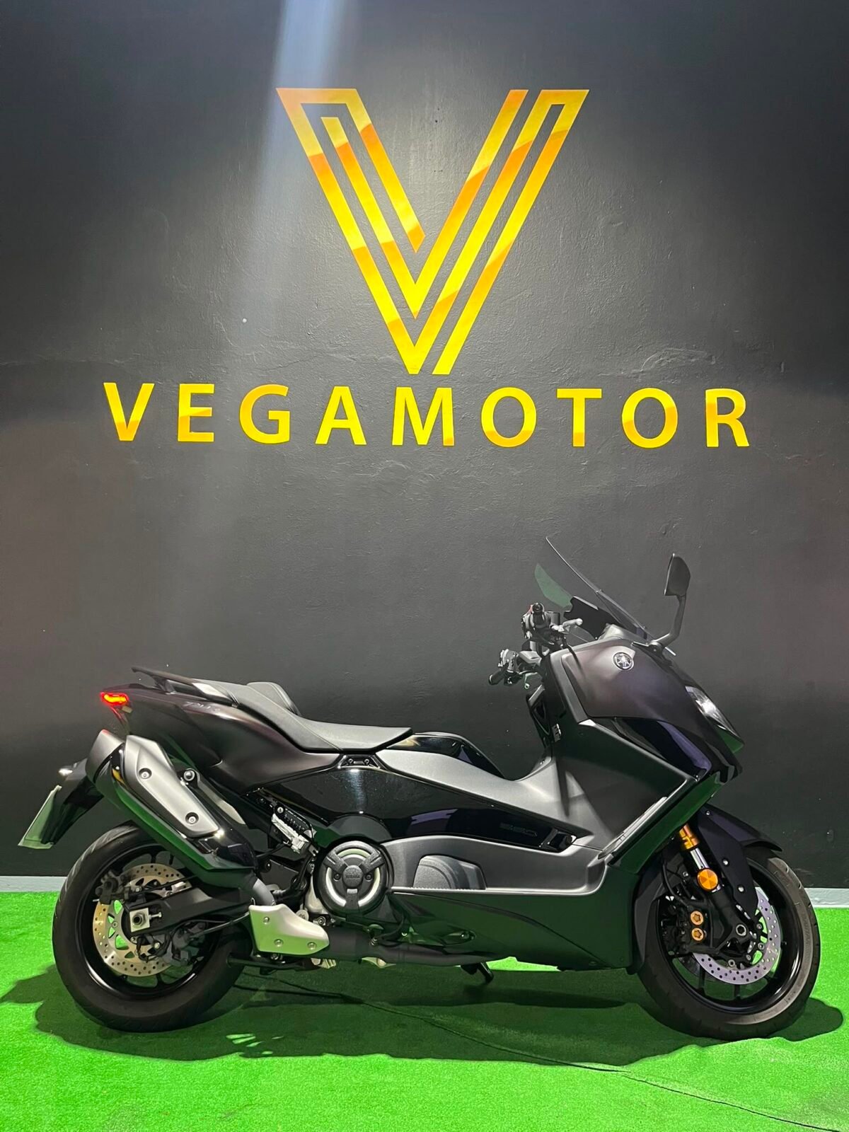YAMAHA TMAX 560 tech max 