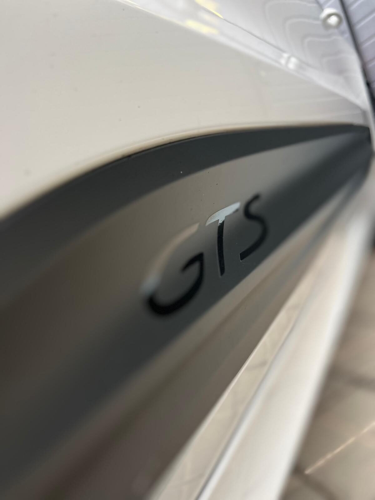 PORSCHE Macan GTS