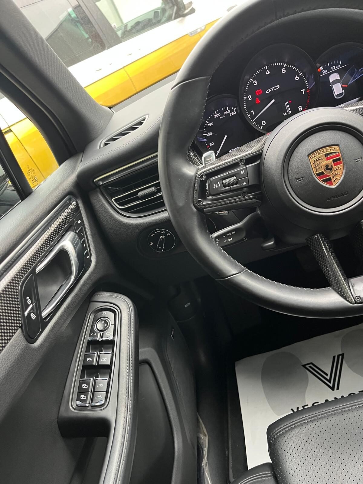 PORSCHE Macan GTS