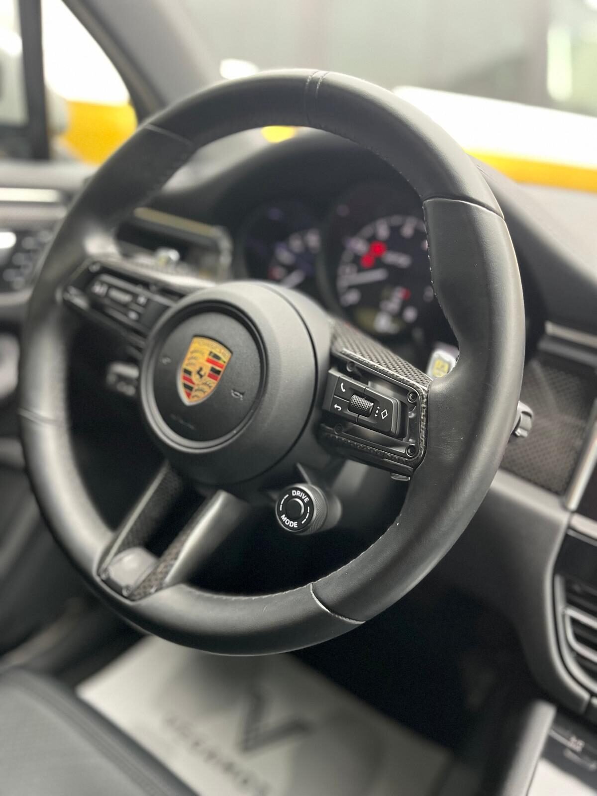 PORSCHE Macan GTS