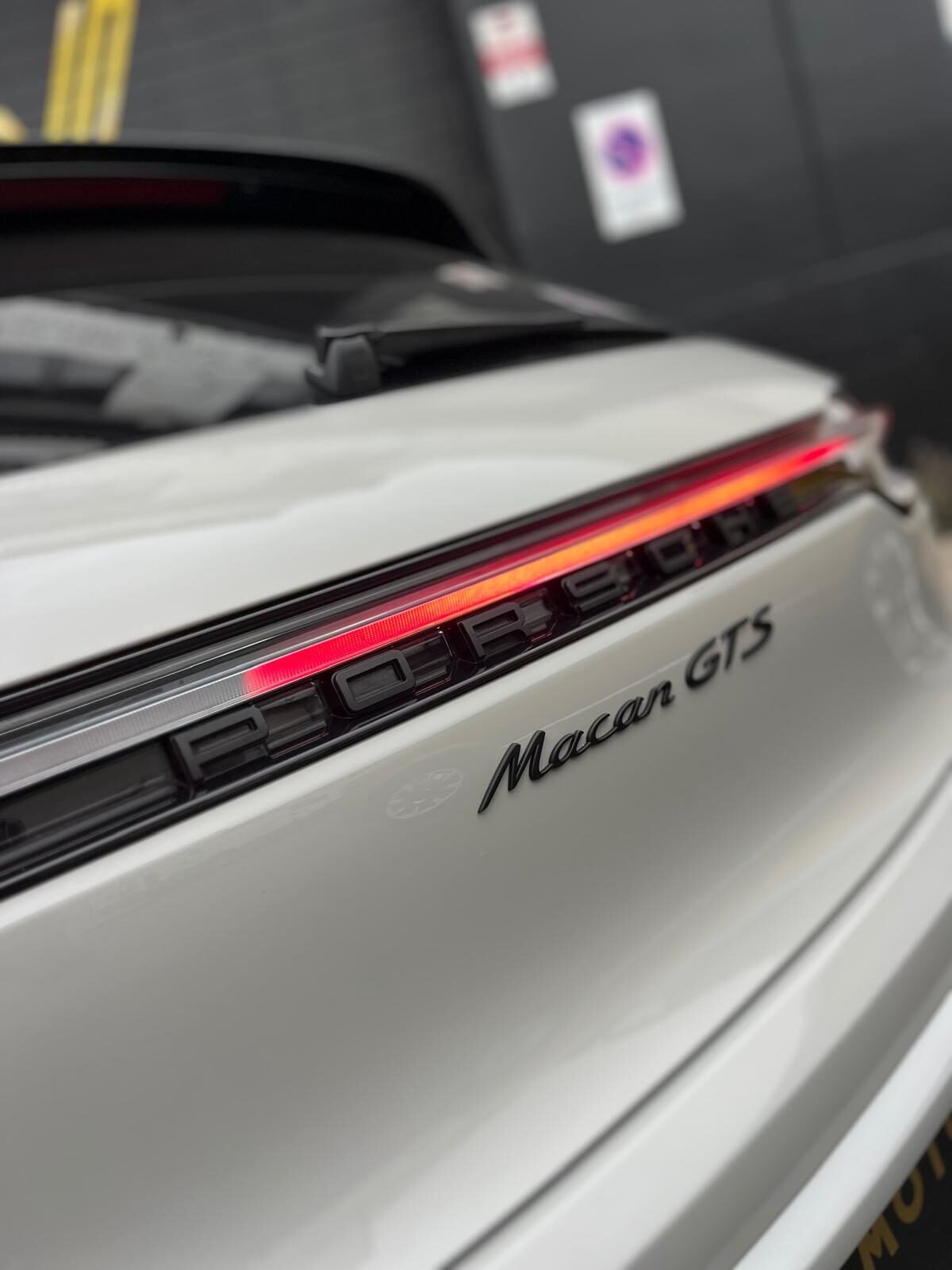 PORSCHE Macan GTS