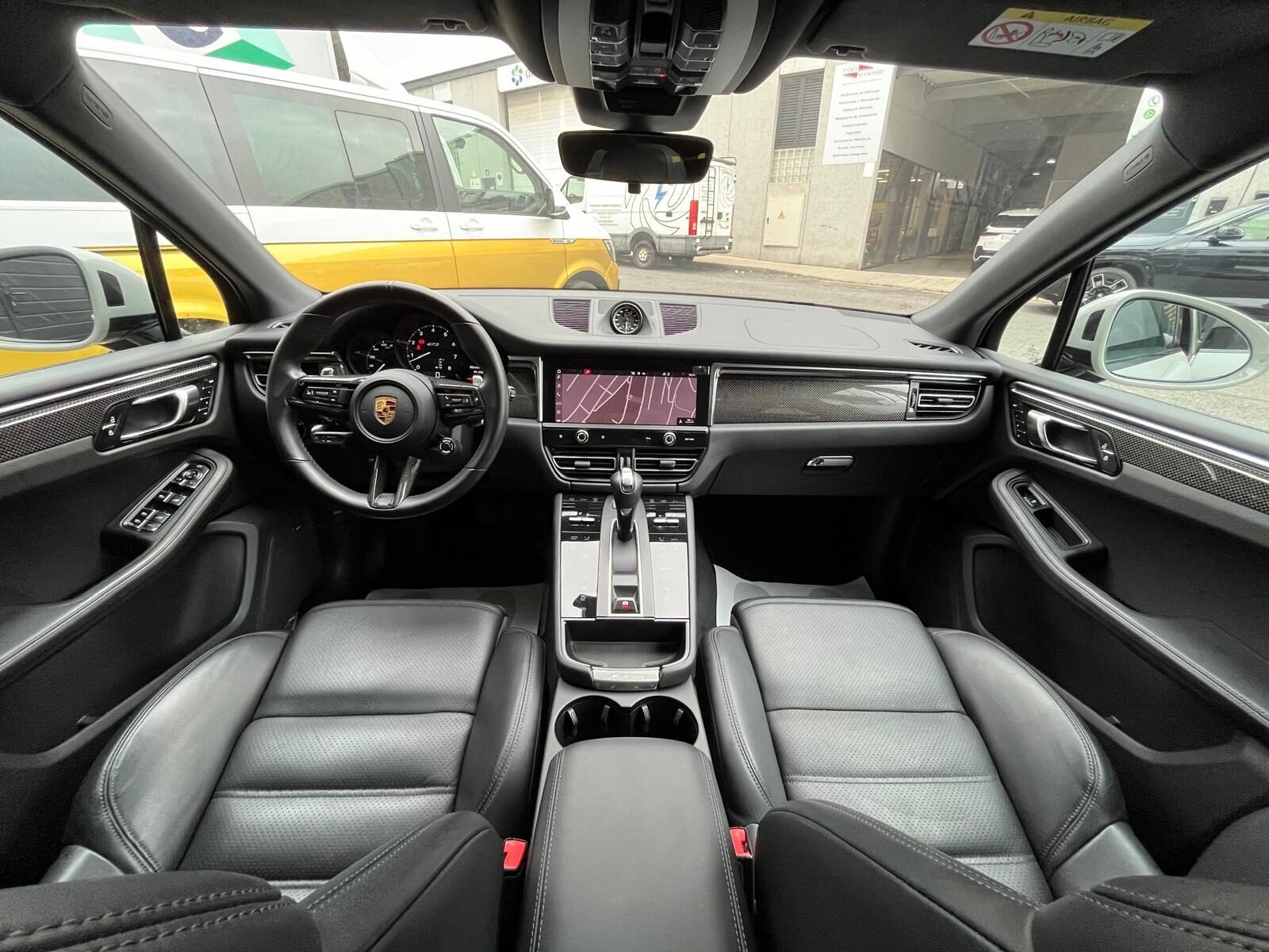 PORSCHE Macan GTS