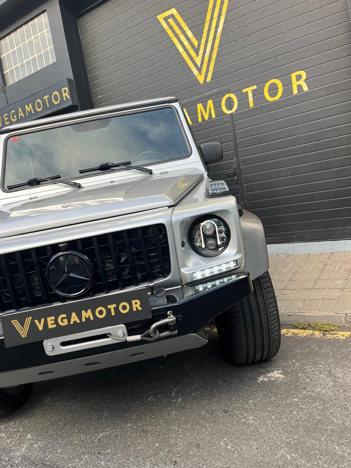 MERCEDES-BENZ CLASE G 300TD STW SWB