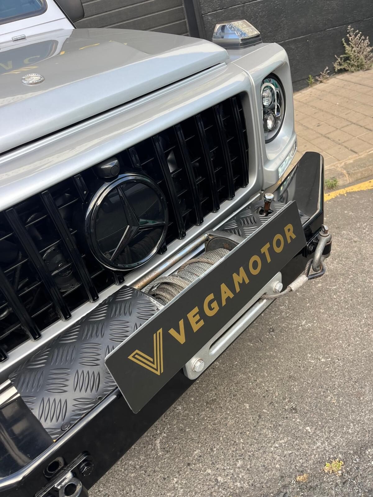 MERCEDES-BENZ CLASE G 300TD STW SWB