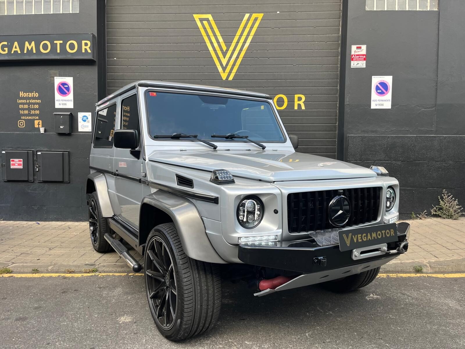 MERCEDES-BENZ CLASE G 300TD STW SWB
