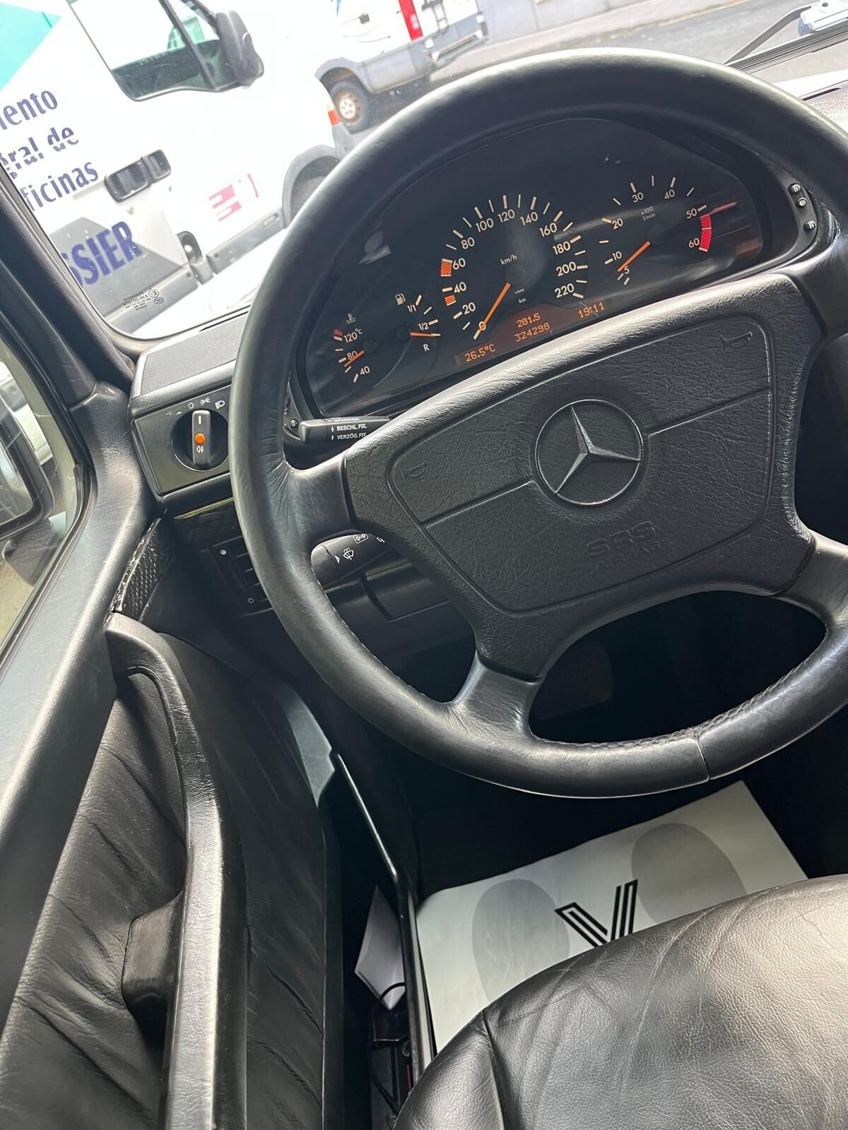 MERCEDES-BENZ CLASE G 300TD STW SWB