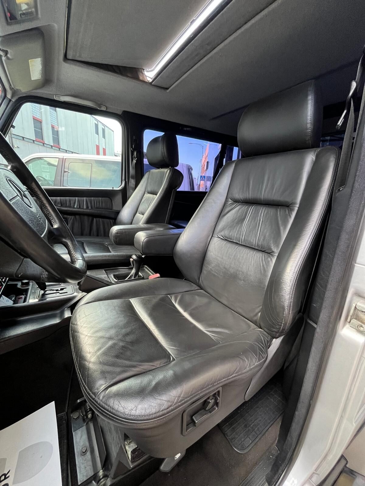 MERCEDES-BENZ CLASE G 300TD STW SWB