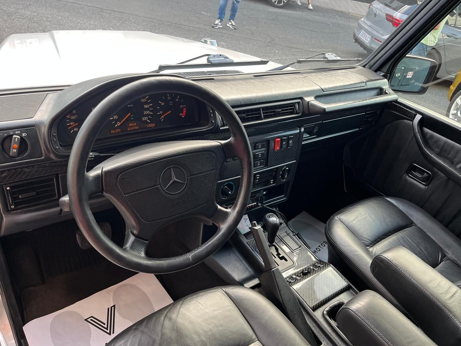 MERCEDES-BENZ CLASE G 300TD STW SWB