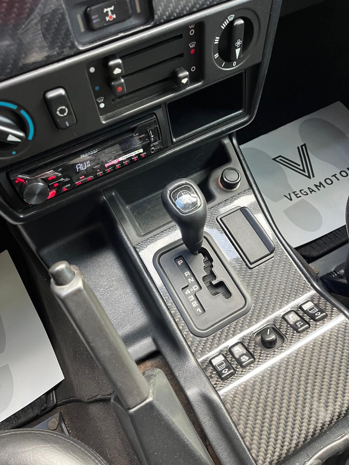 MERCEDES-BENZ CLASE G 300TD STW SWB