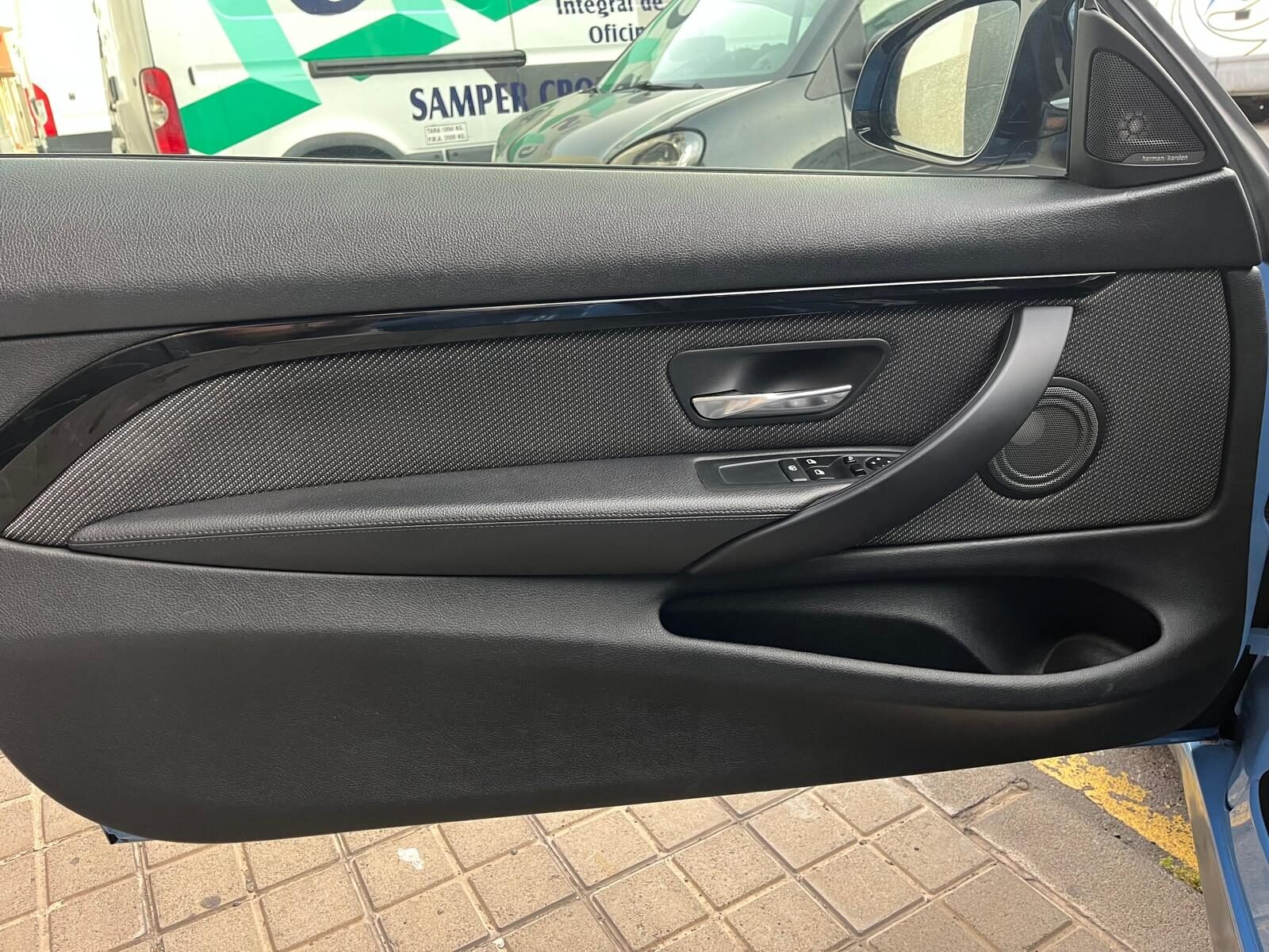 BMW M4 COMPETITION