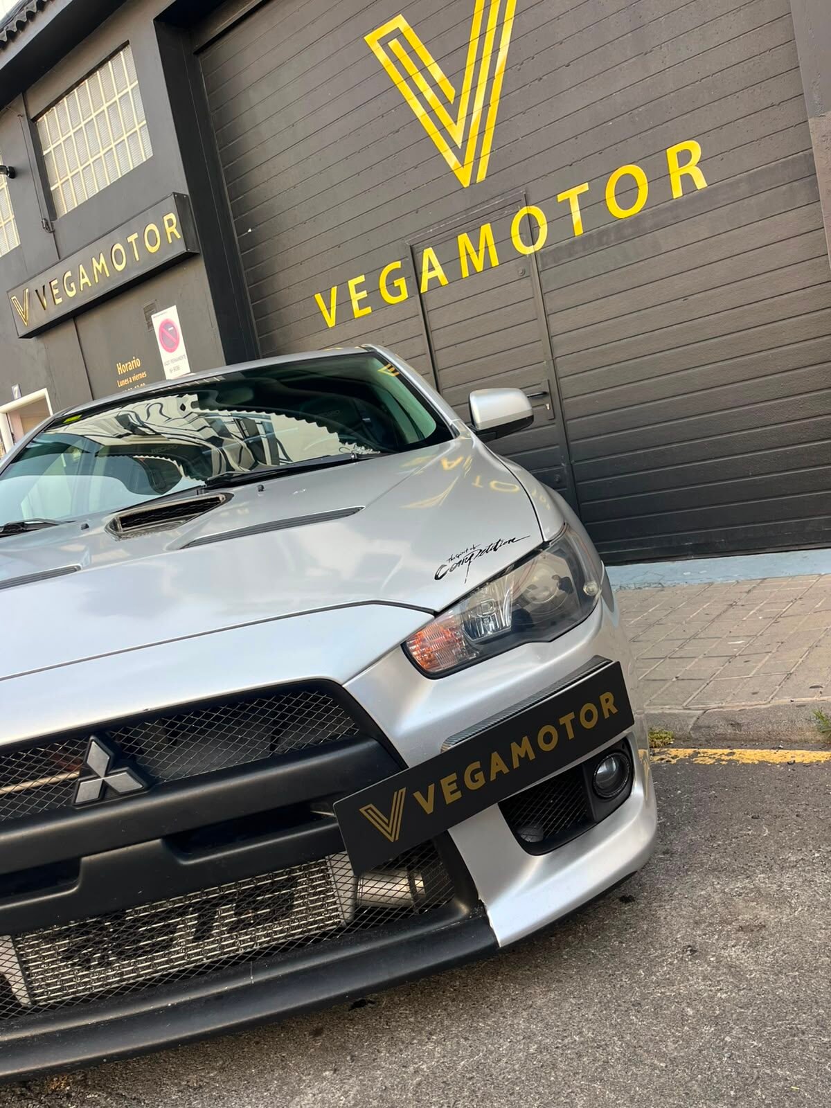 MITSUBISHI LANCER EVOLUTION X MR