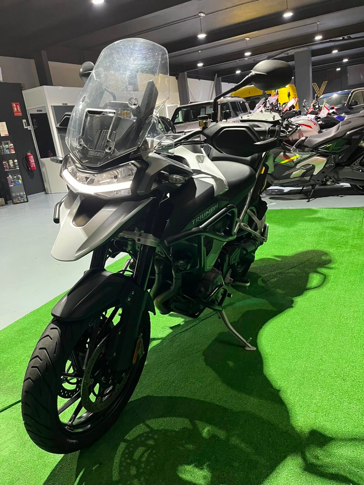 TRIUMPH TIGER 1200 RALLY PRO