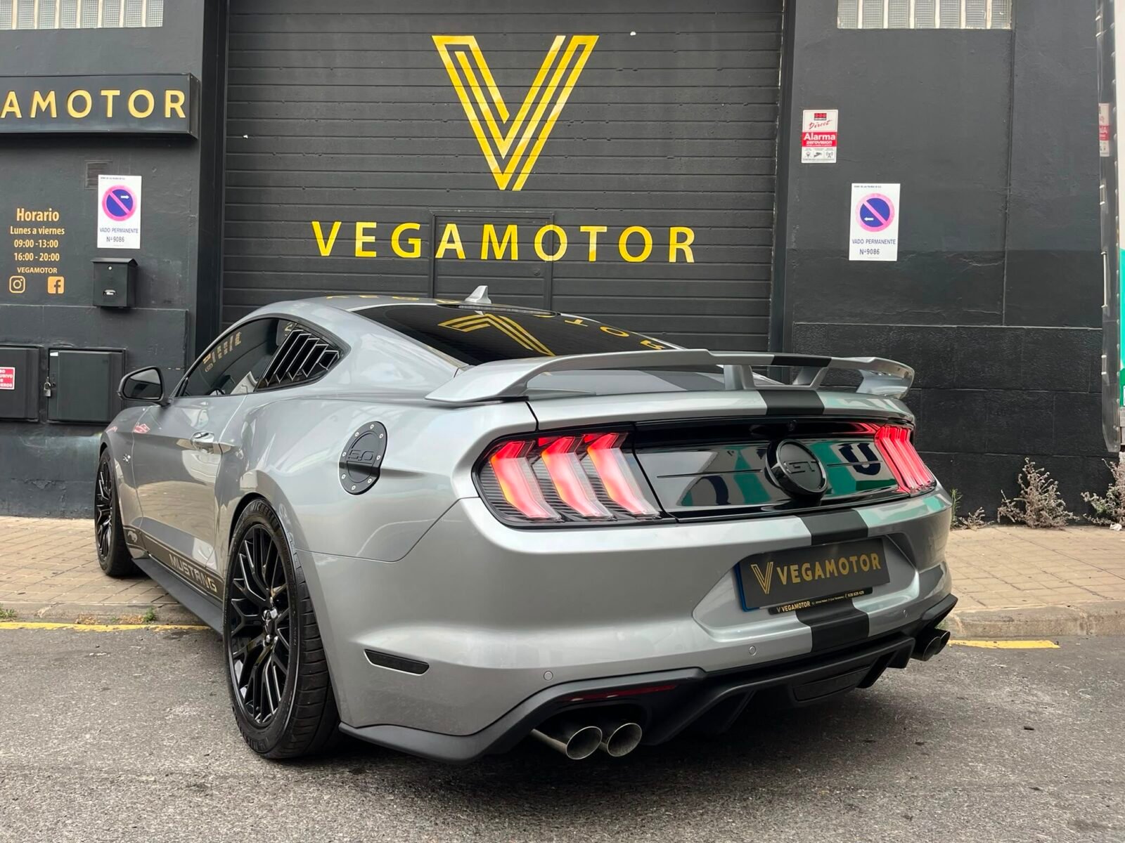 FORD Mustang 5.0