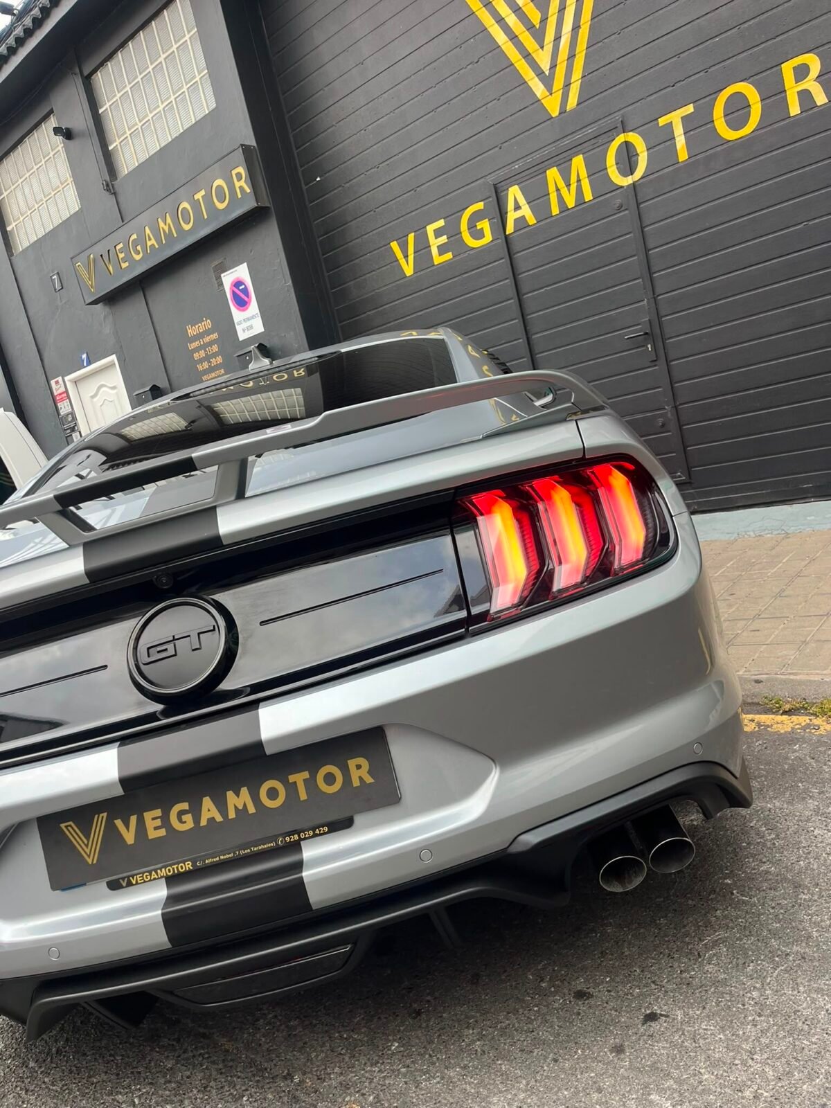 FORD Mustang 5.0