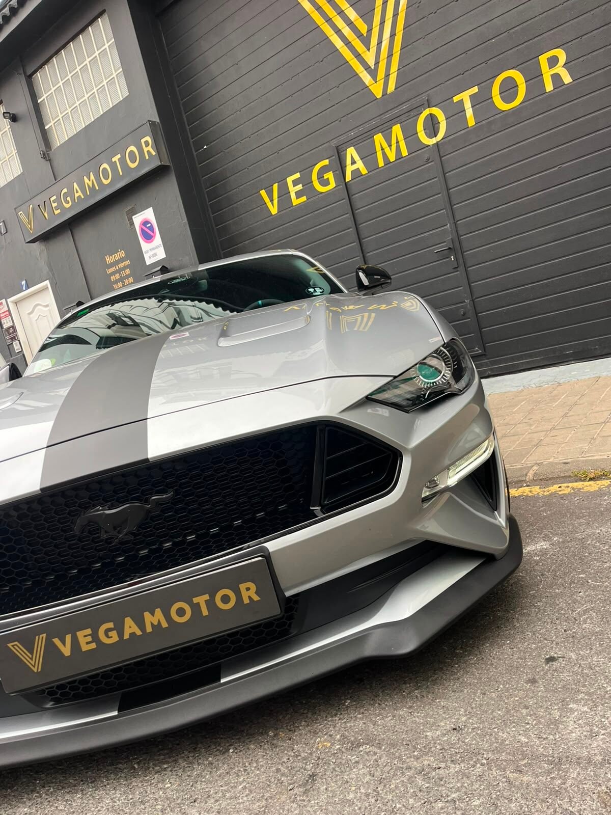 FORD Mustang 5.0