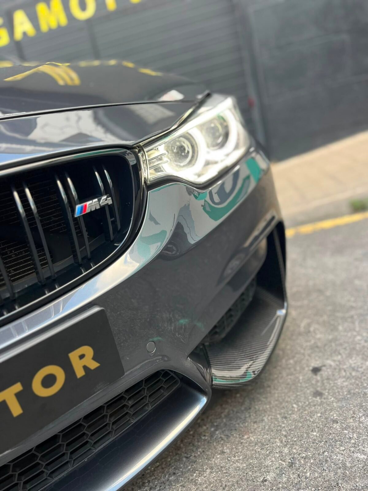 BMW M4 coupe
