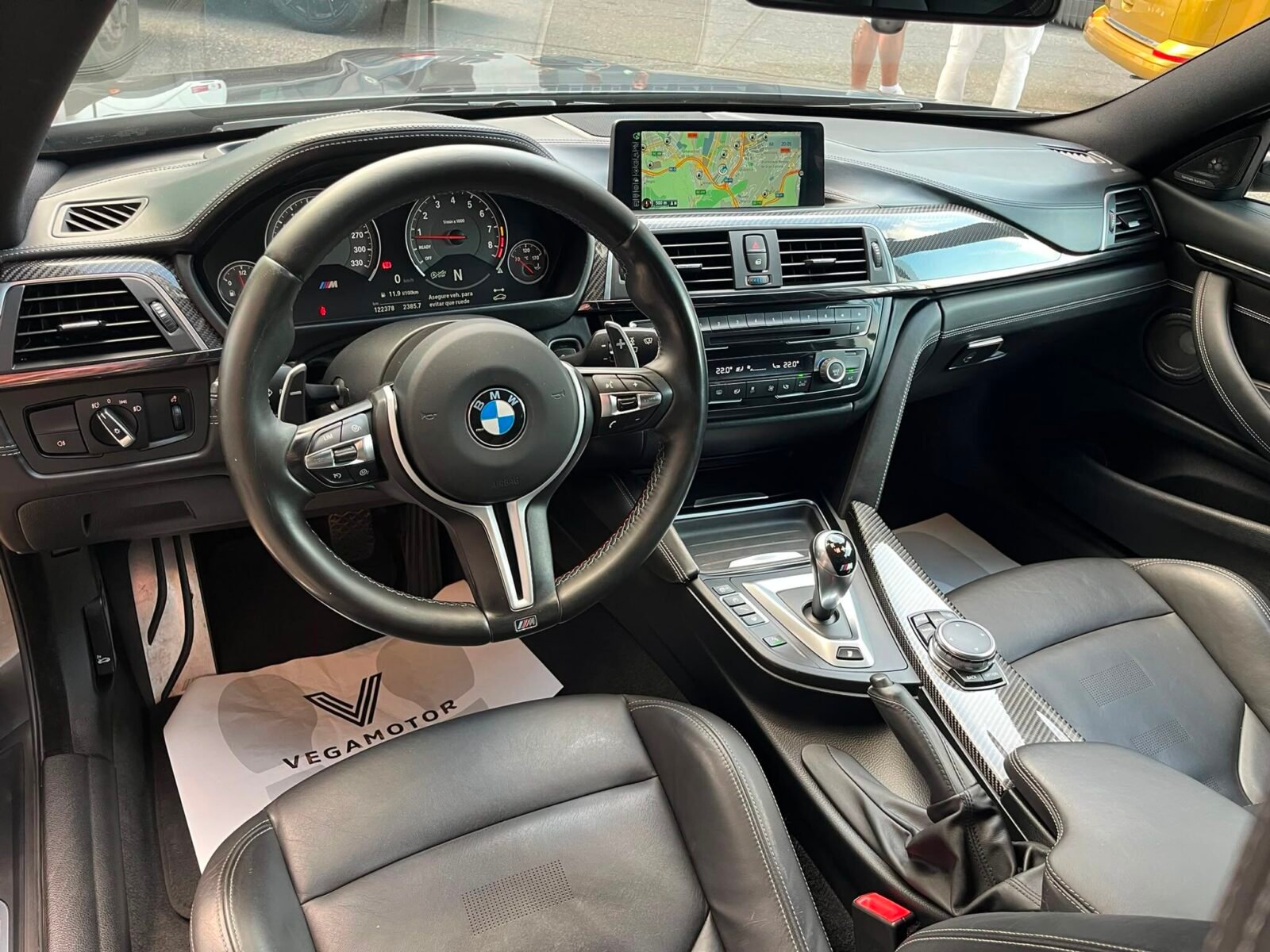 BMW M4 coupe