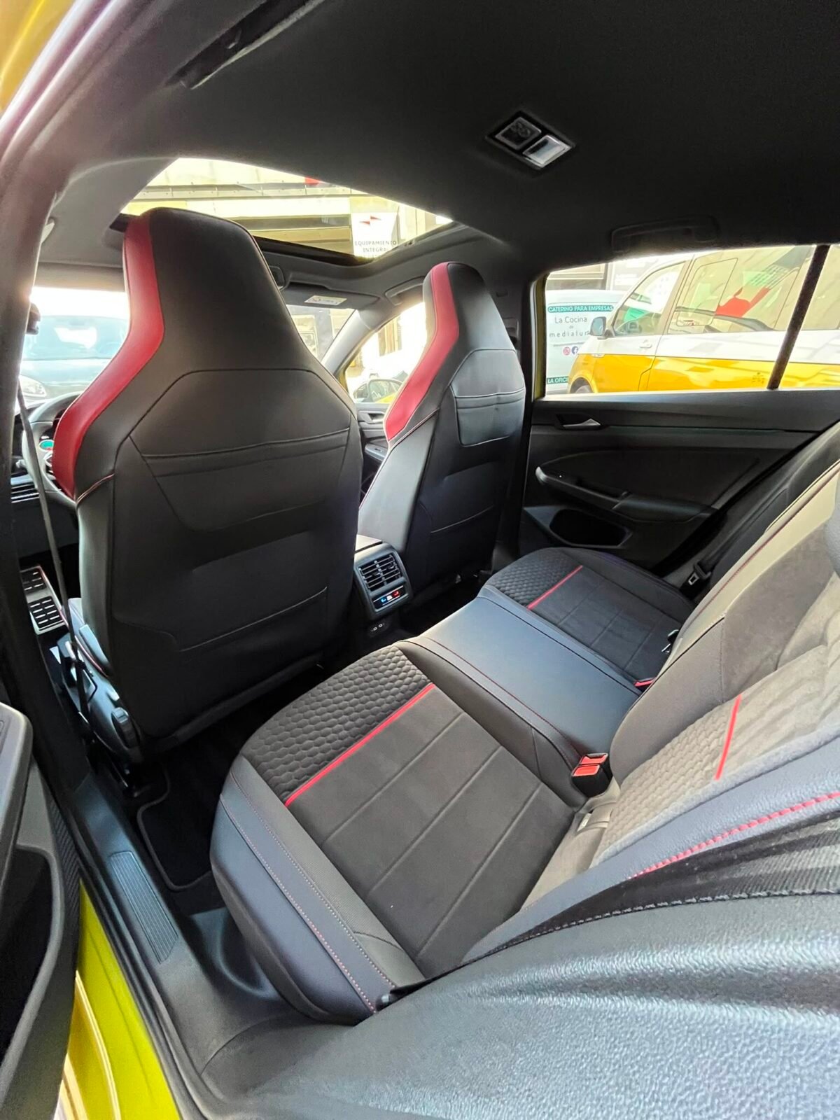 VOLKSWAGEN GOLF GTI CLUBSPORT 