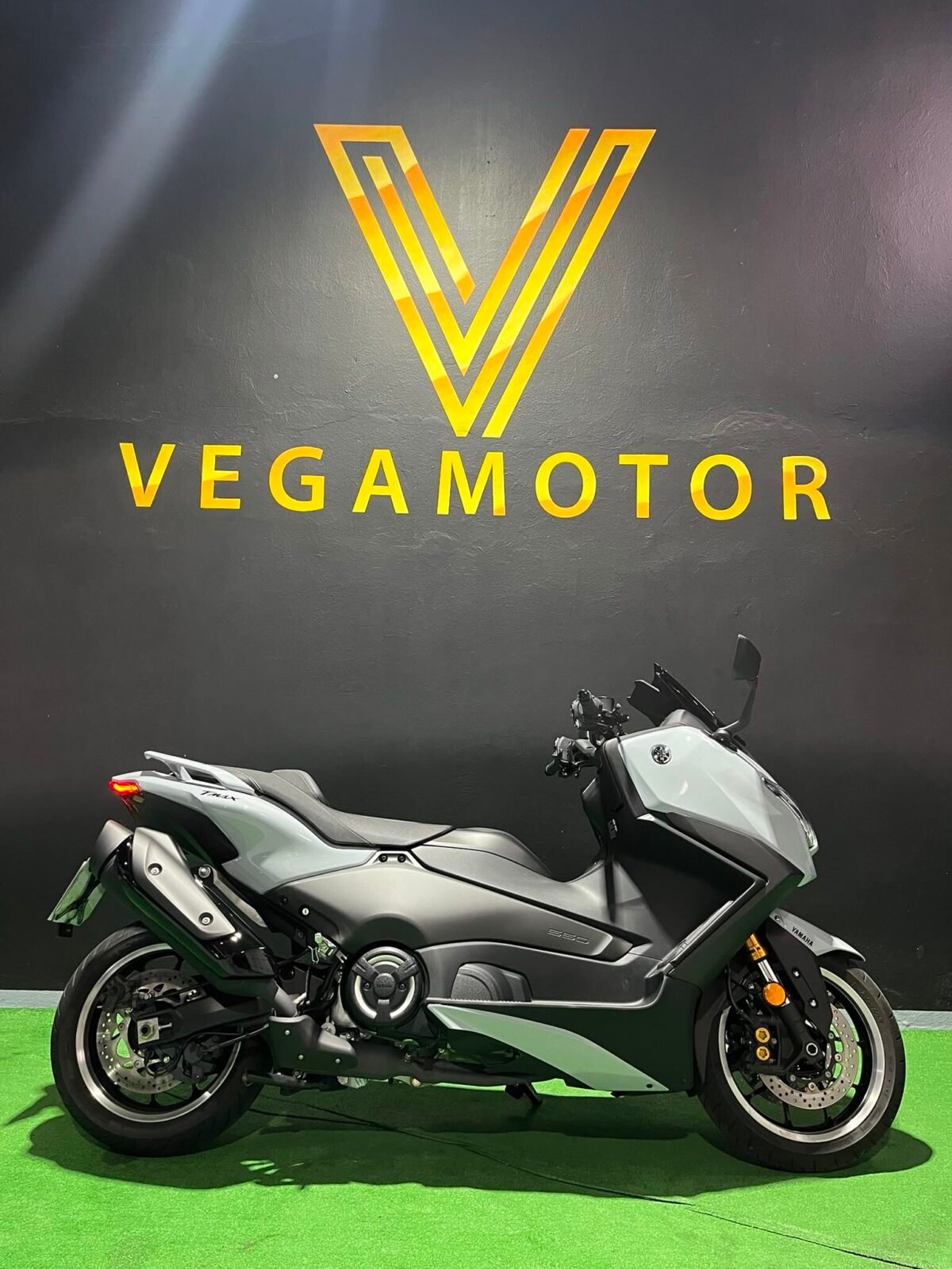 YAMAHA TMAX 560 tech max 