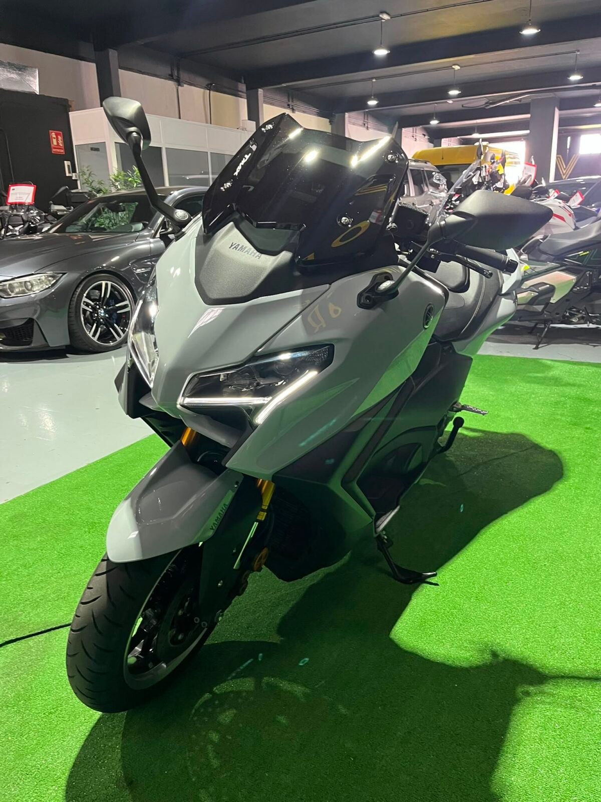 YAMAHA TMAX 560 tech max 