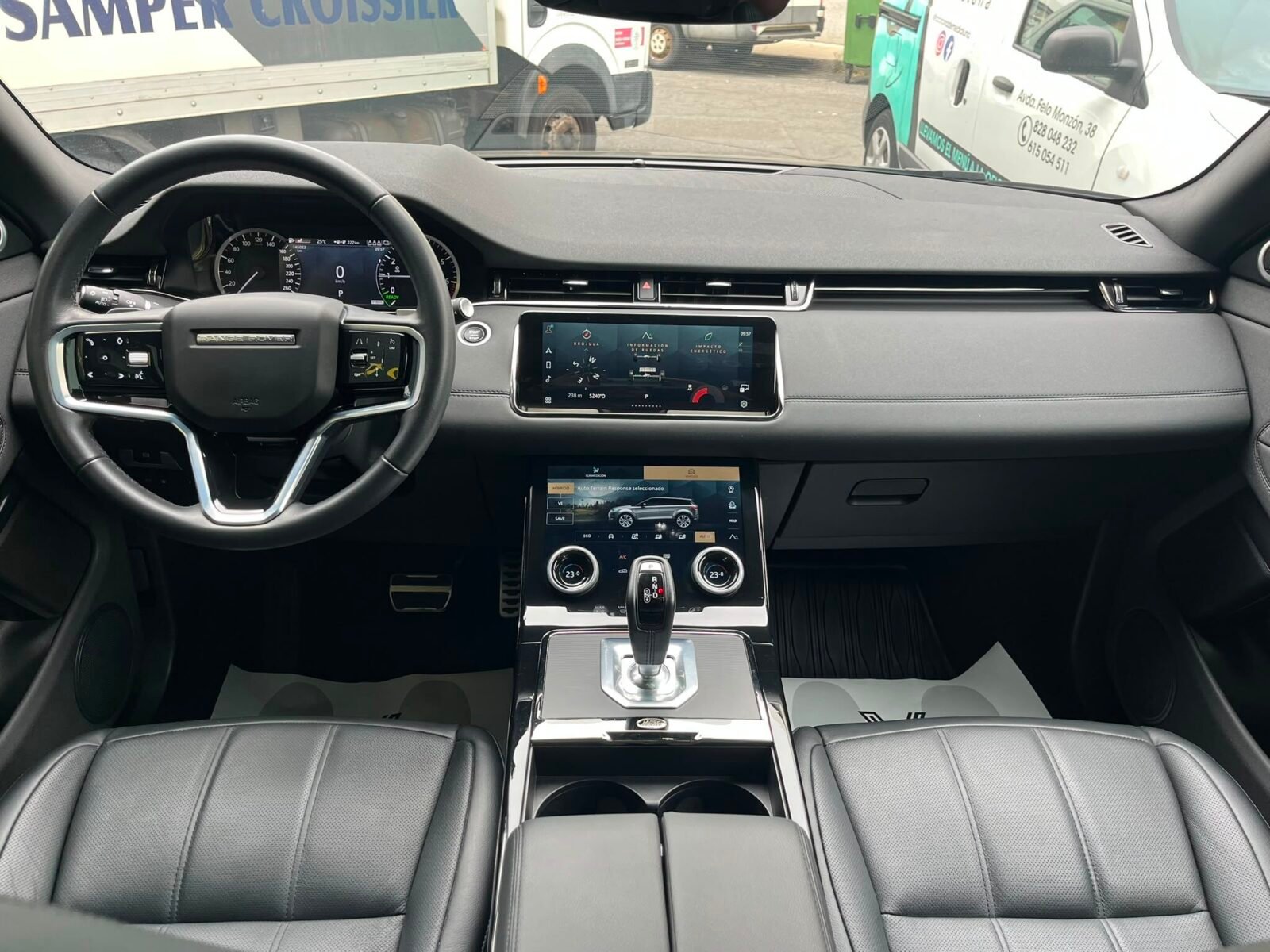 LAND-ROVER RANGE ROVER EVOQUE SE P300e R DYNAMIC 