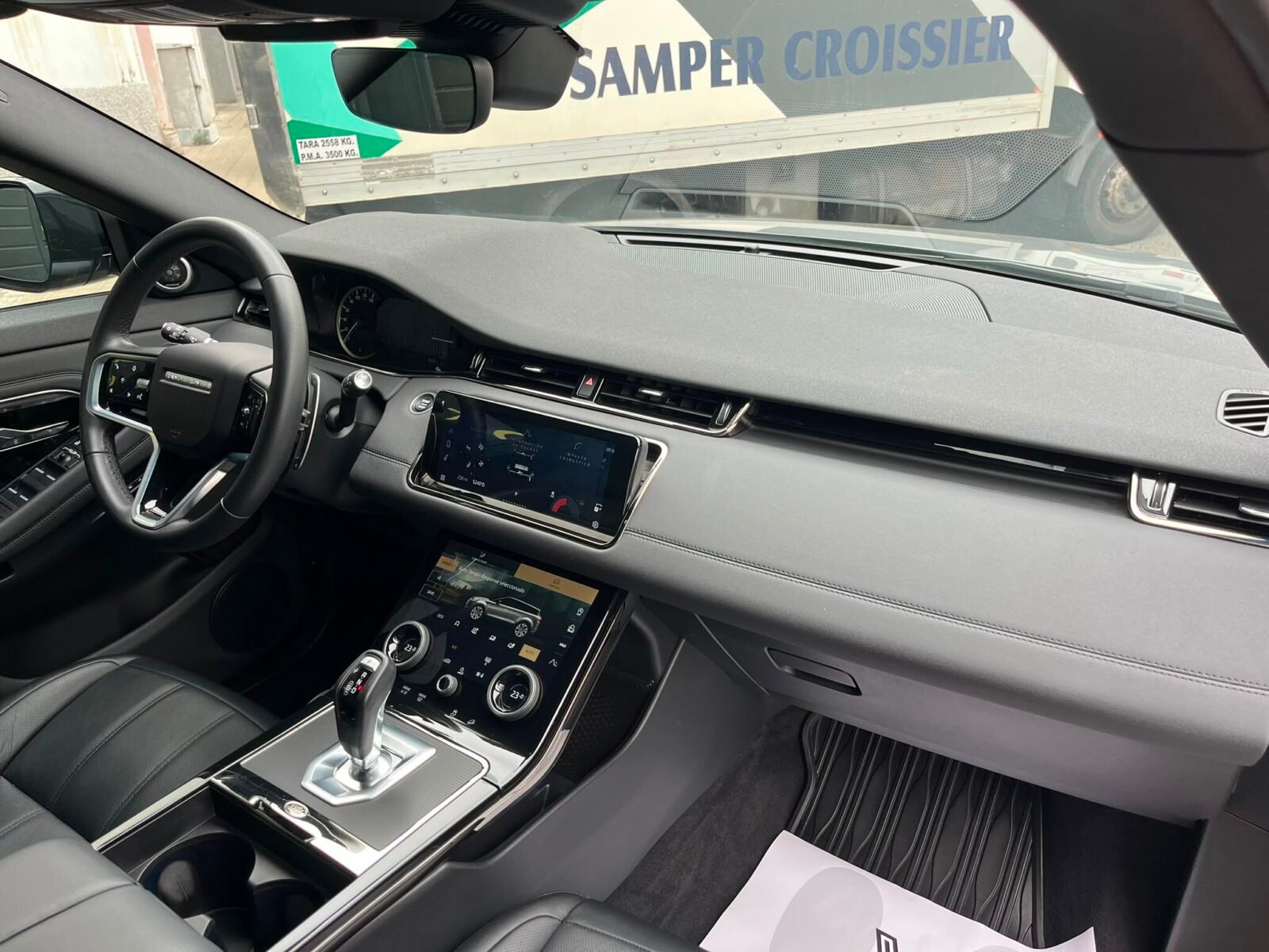 LAND-ROVER RANGE ROVER EVOQUE SE P300e R DYNAMIC 