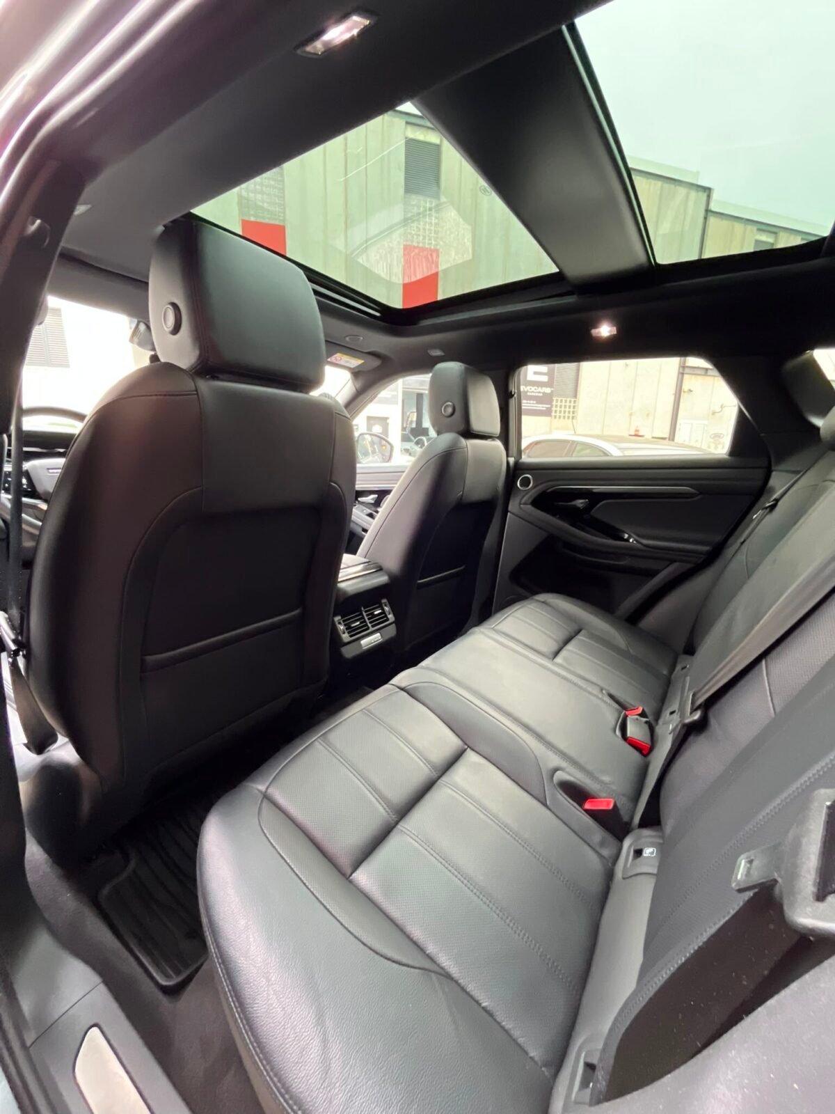 LAND-ROVER RANGE ROVER EVOQUE SE P300e R DYNAMIC 