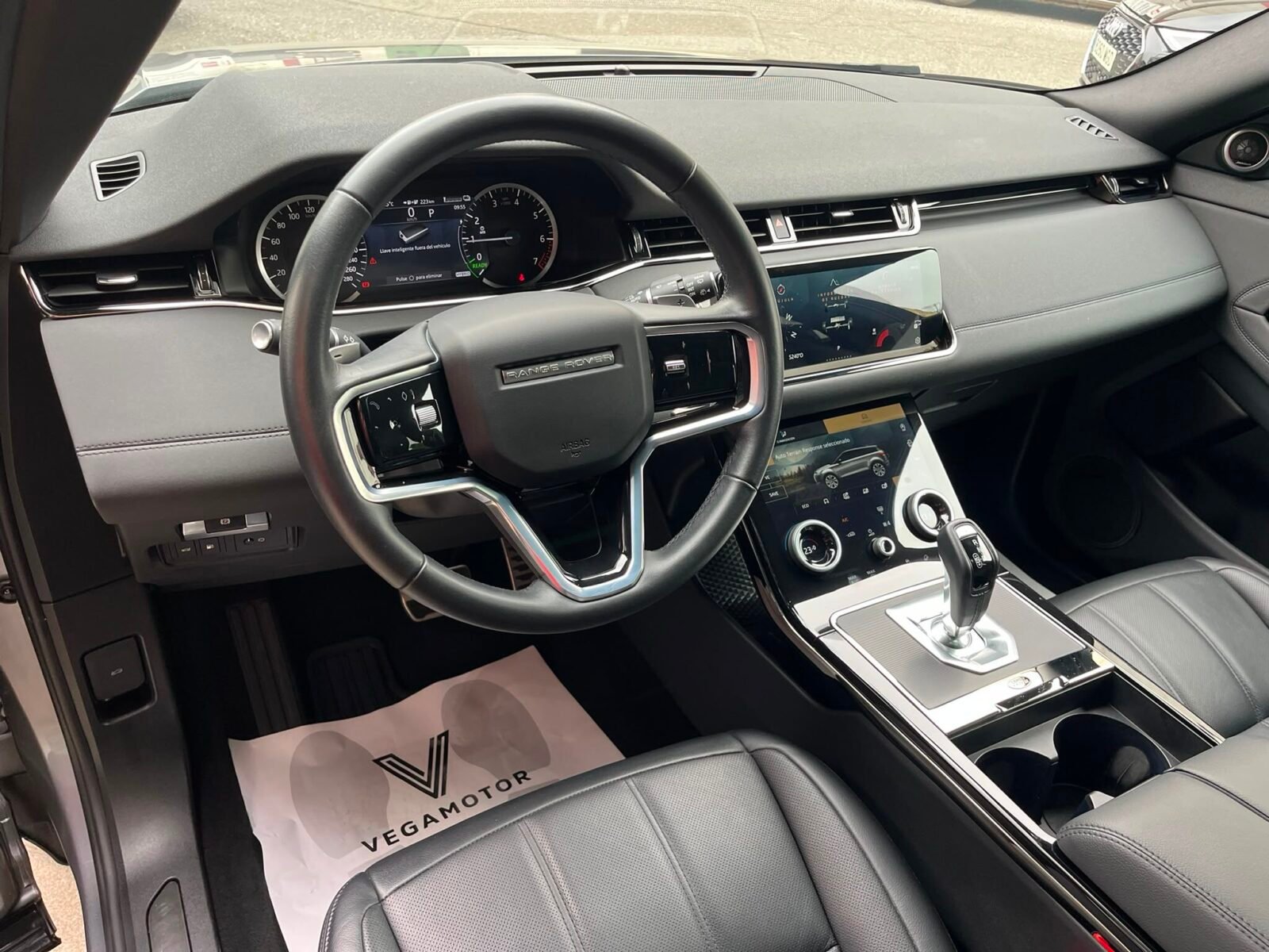 LAND-ROVER RANGE ROVER EVOQUE SE P300e R DYNAMIC 