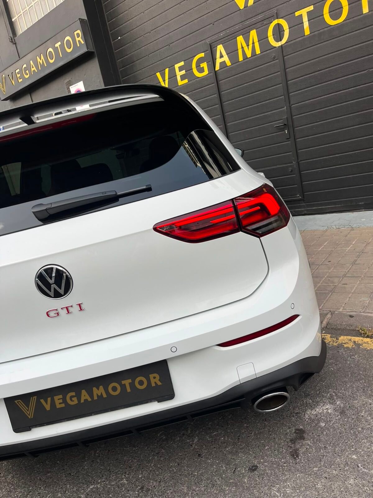 VOLKSWAGEN GOLF GTI CLUBSPORT 