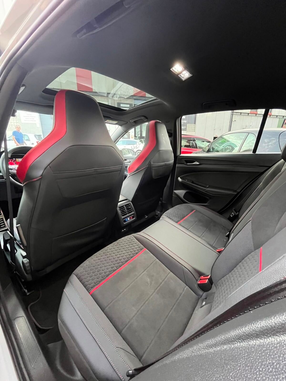 VOLKSWAGEN GOLF GTI CLUBSPORT 