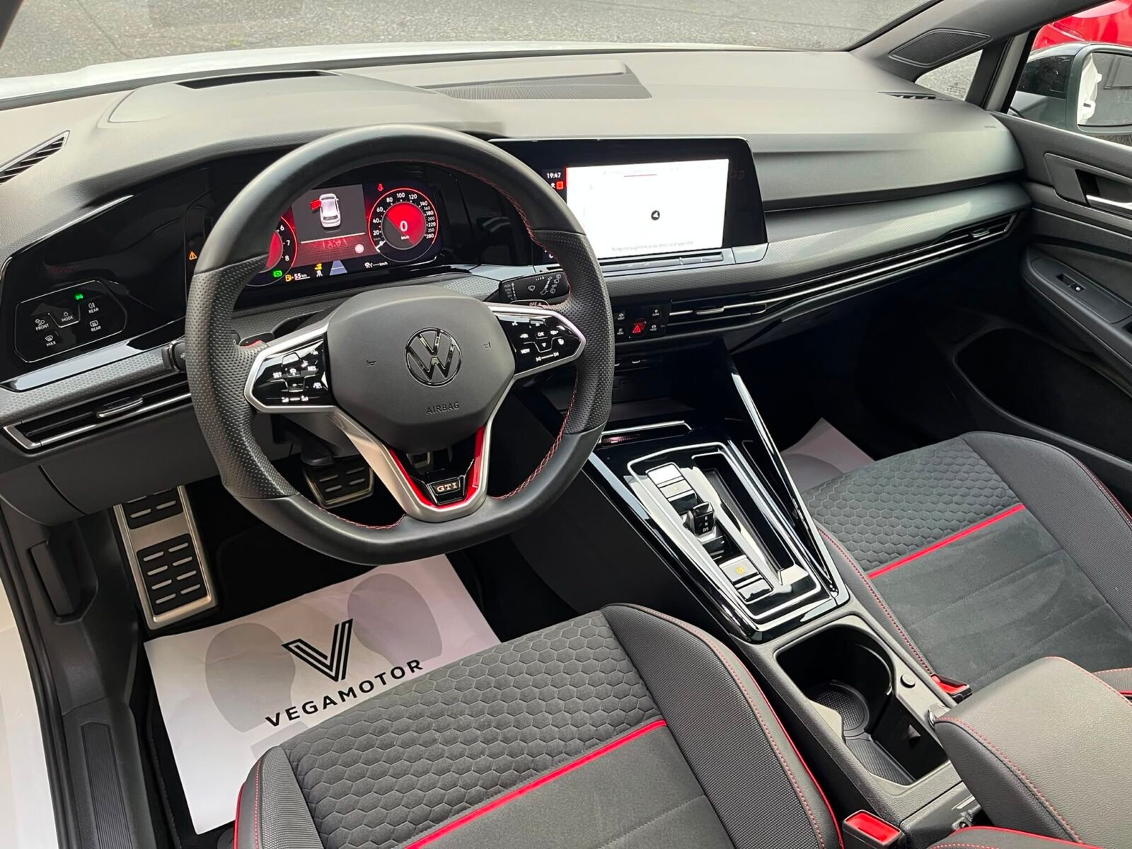 VOLKSWAGEN GOLF GTI CLUBSPORT 