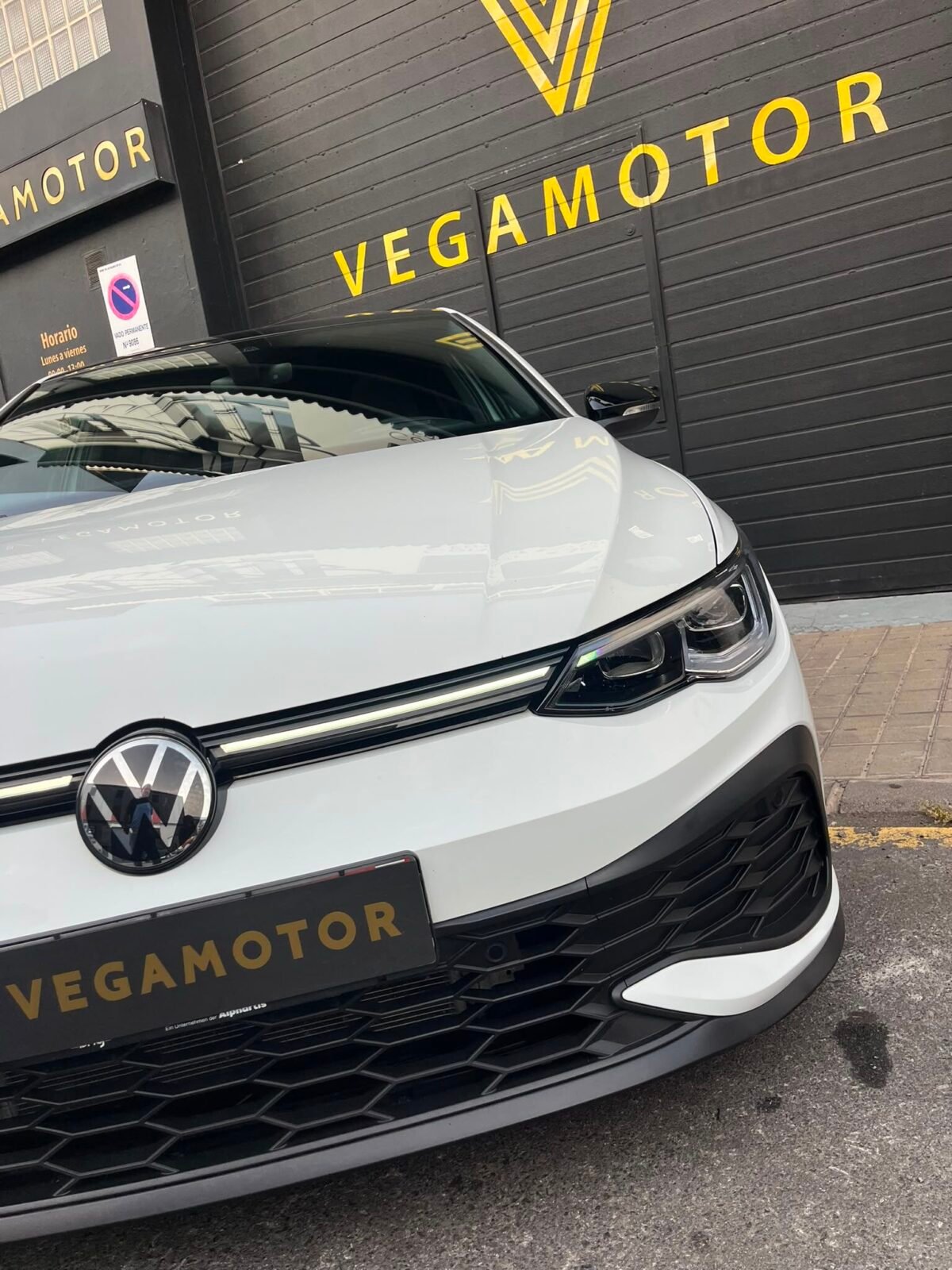 VOLKSWAGEN GOLF GTI CLUBSPORT 