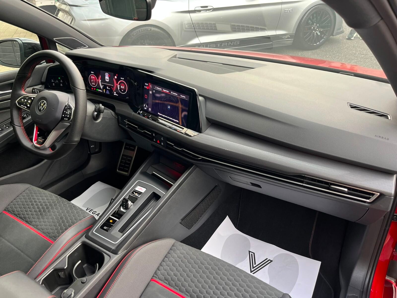 VOLKSWAGEN GOLF GTI CLUBS