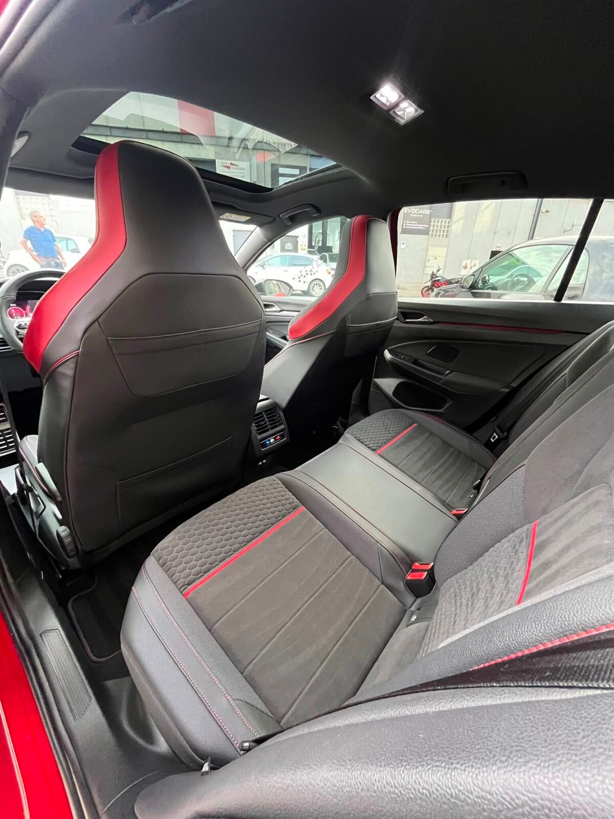VOLKSWAGEN GOLF GTI CLUBS