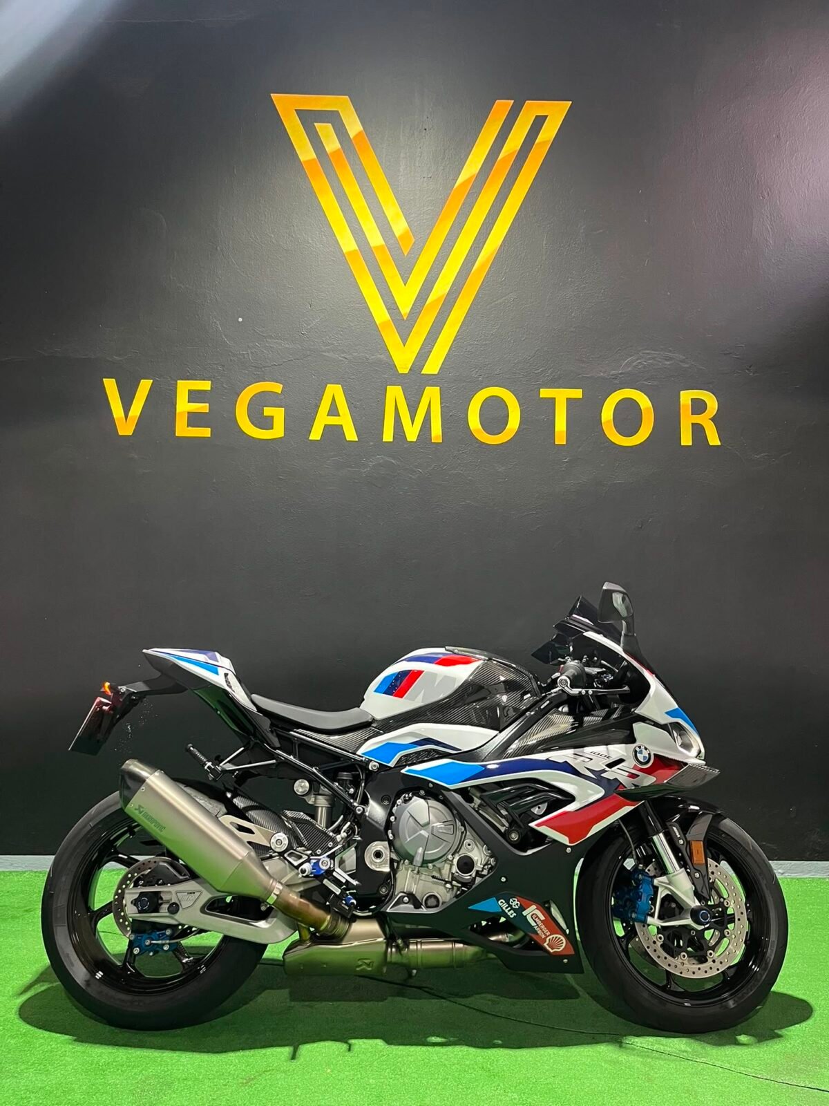 BMW M 1000 RR