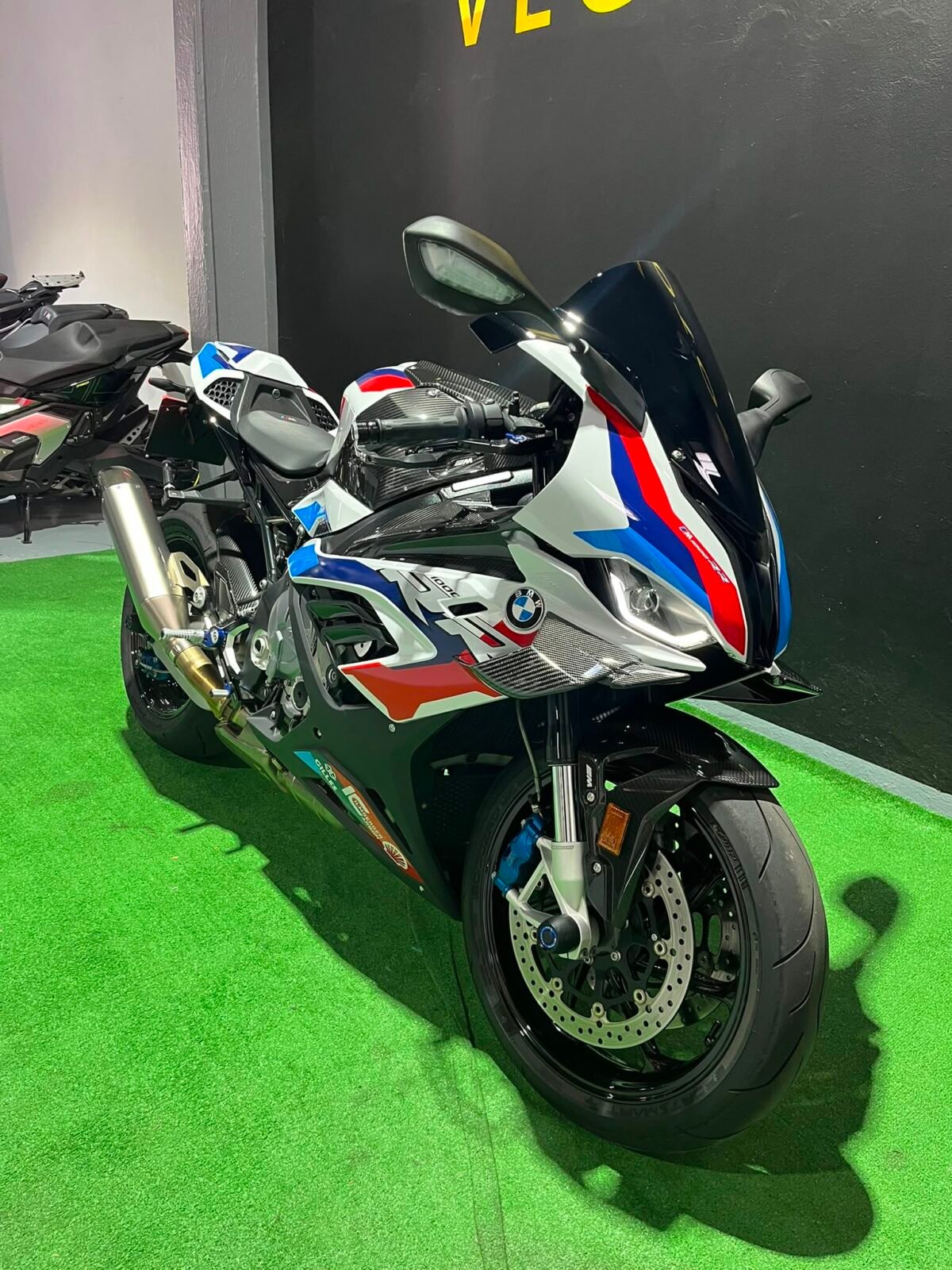 BMW M 1000 RR