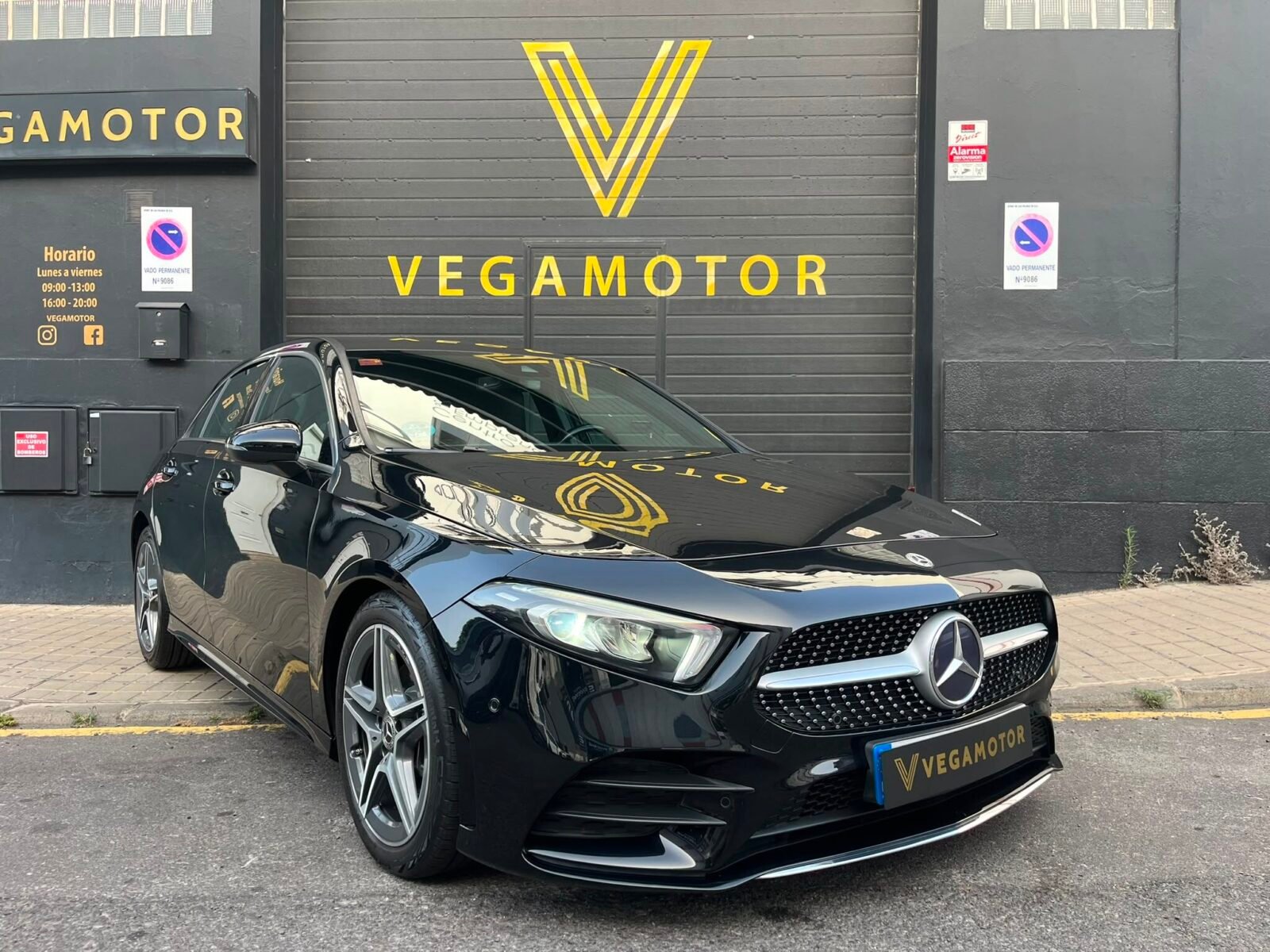 MERCEDES-BENZ Clase A A 180 AMG