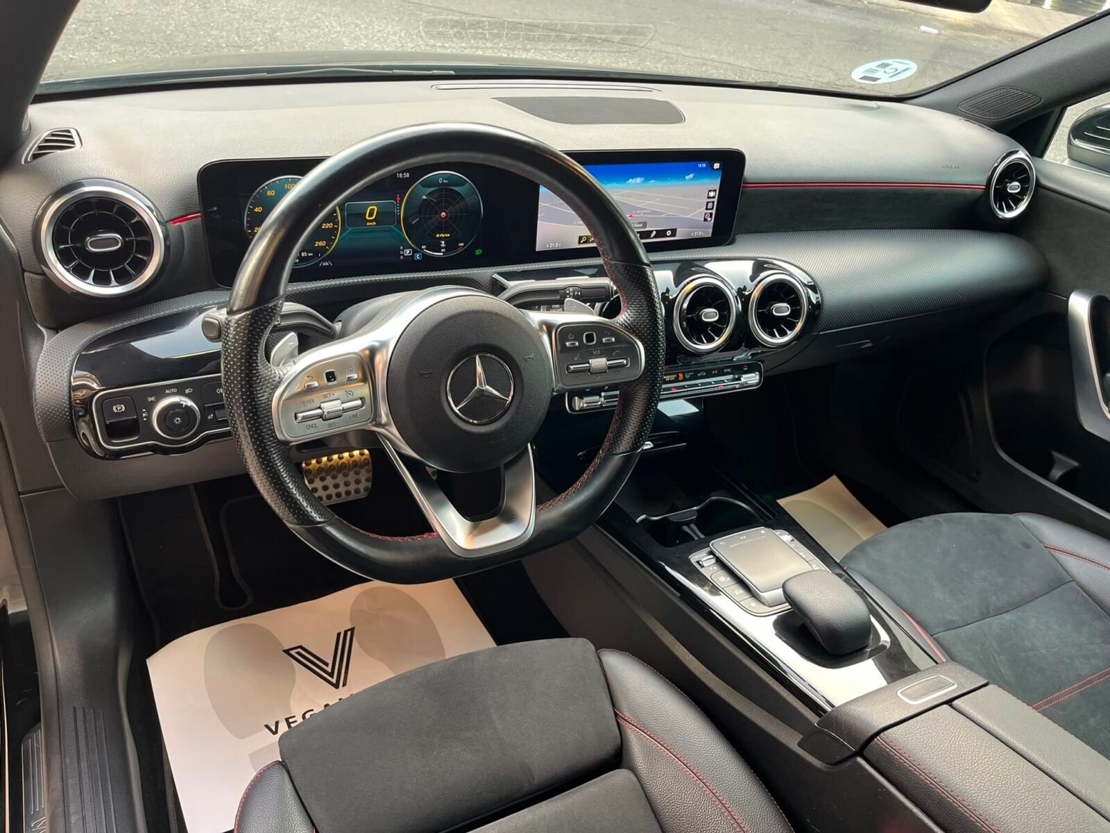 MERCEDES-BENZ Clase A A 180 AMG
