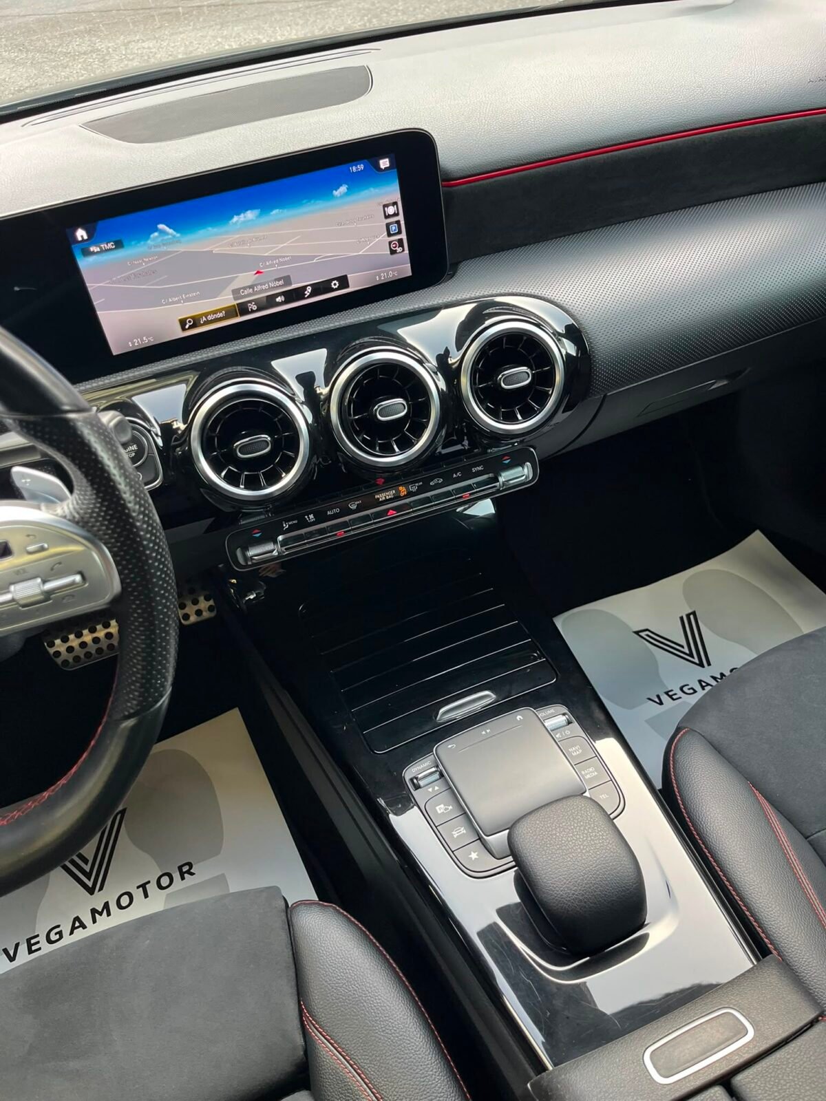 MERCEDES-BENZ Clase A A 180 AMG
