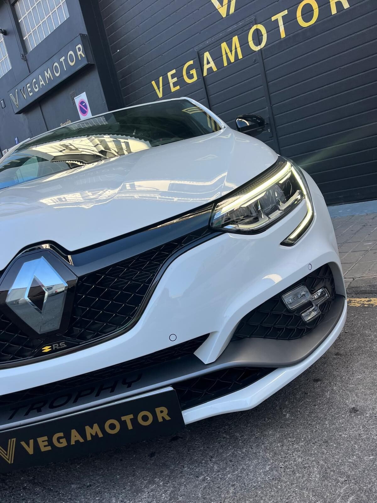 RENAULT Megane RS TROPHY 