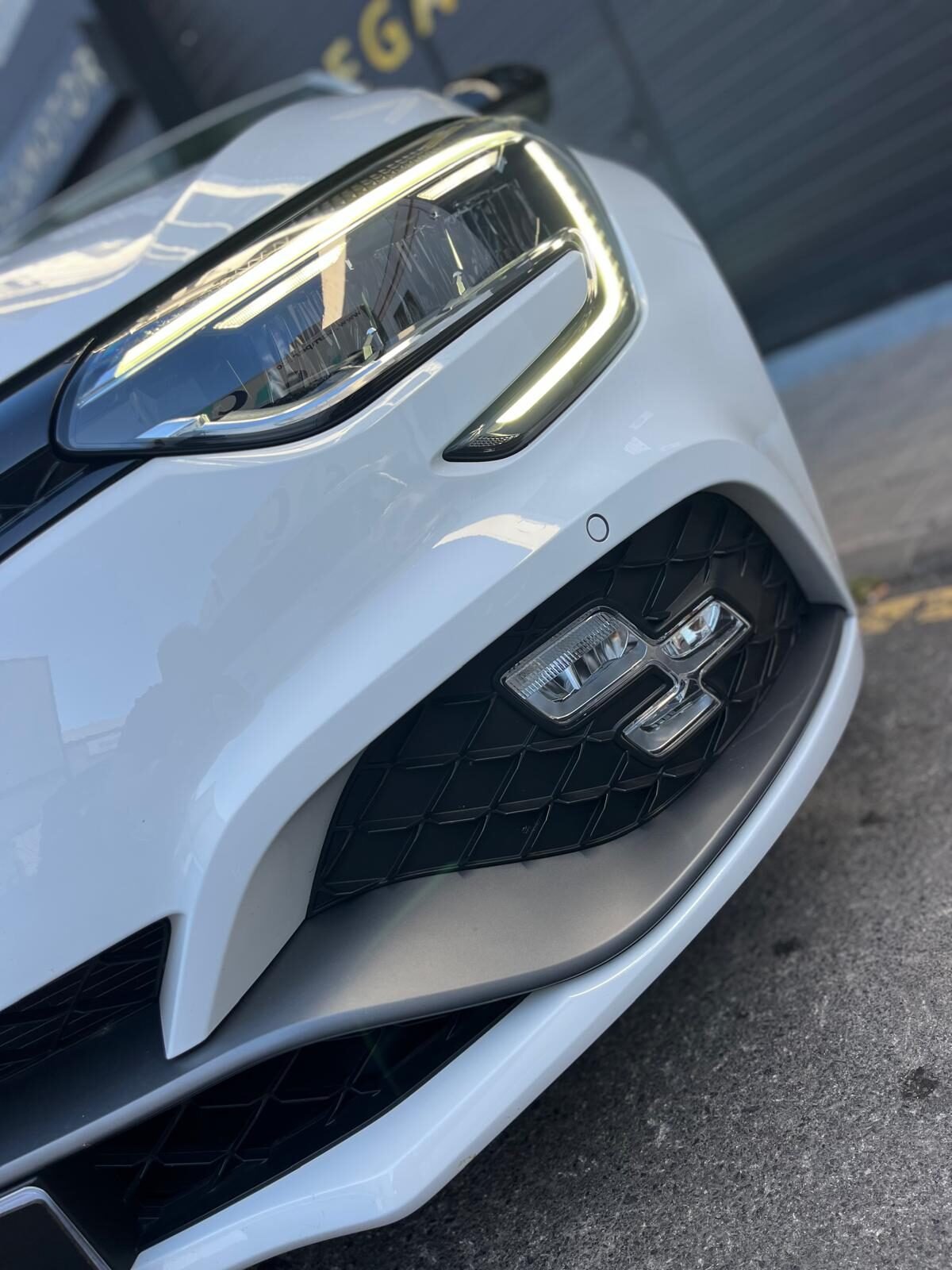 RENAULT Megane RS TROPHY 