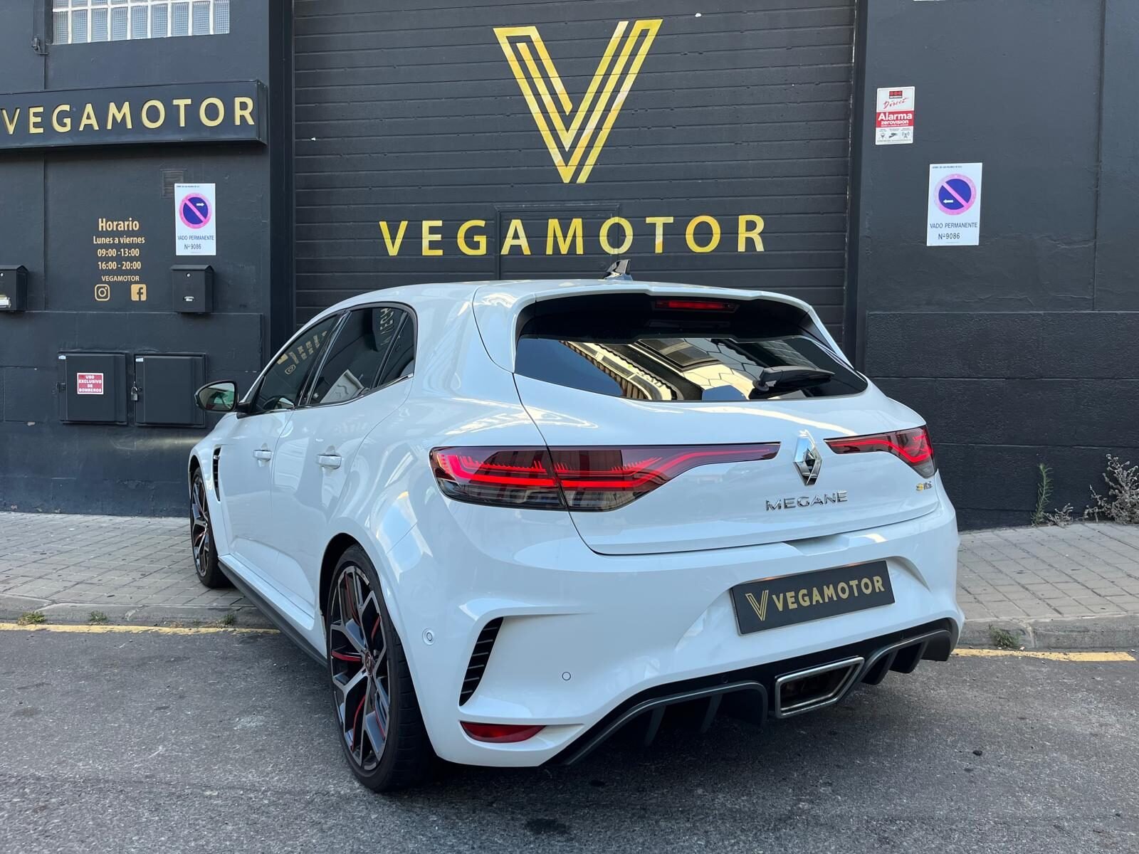 RENAULT Megane RS TROPHY 