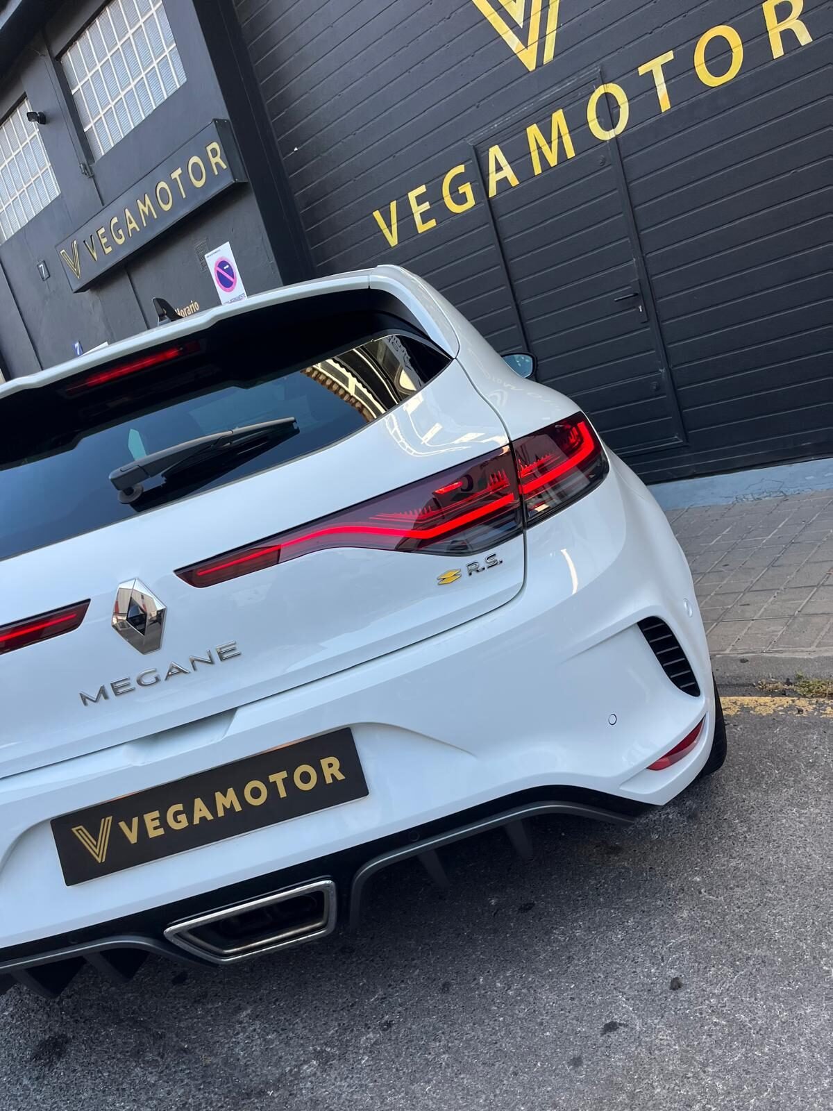 RENAULT Megane RS TROPHY 
