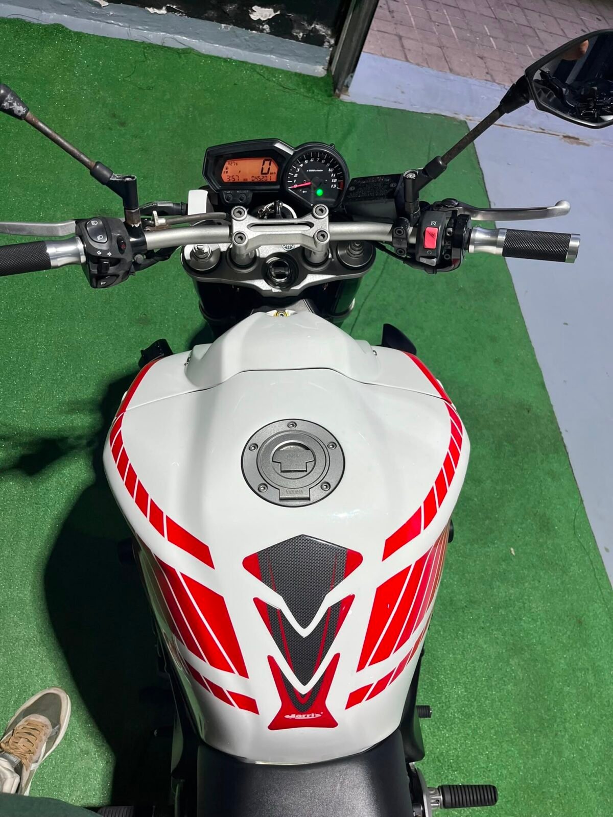 YAMAHA FZ1-N