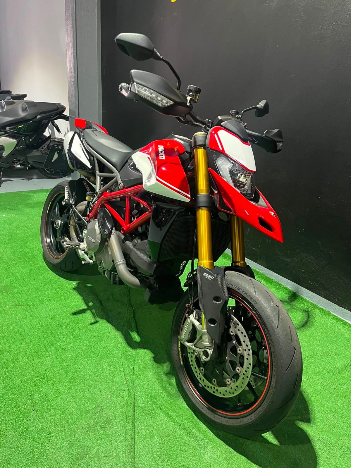 DUCATI hypermotard 950 SP