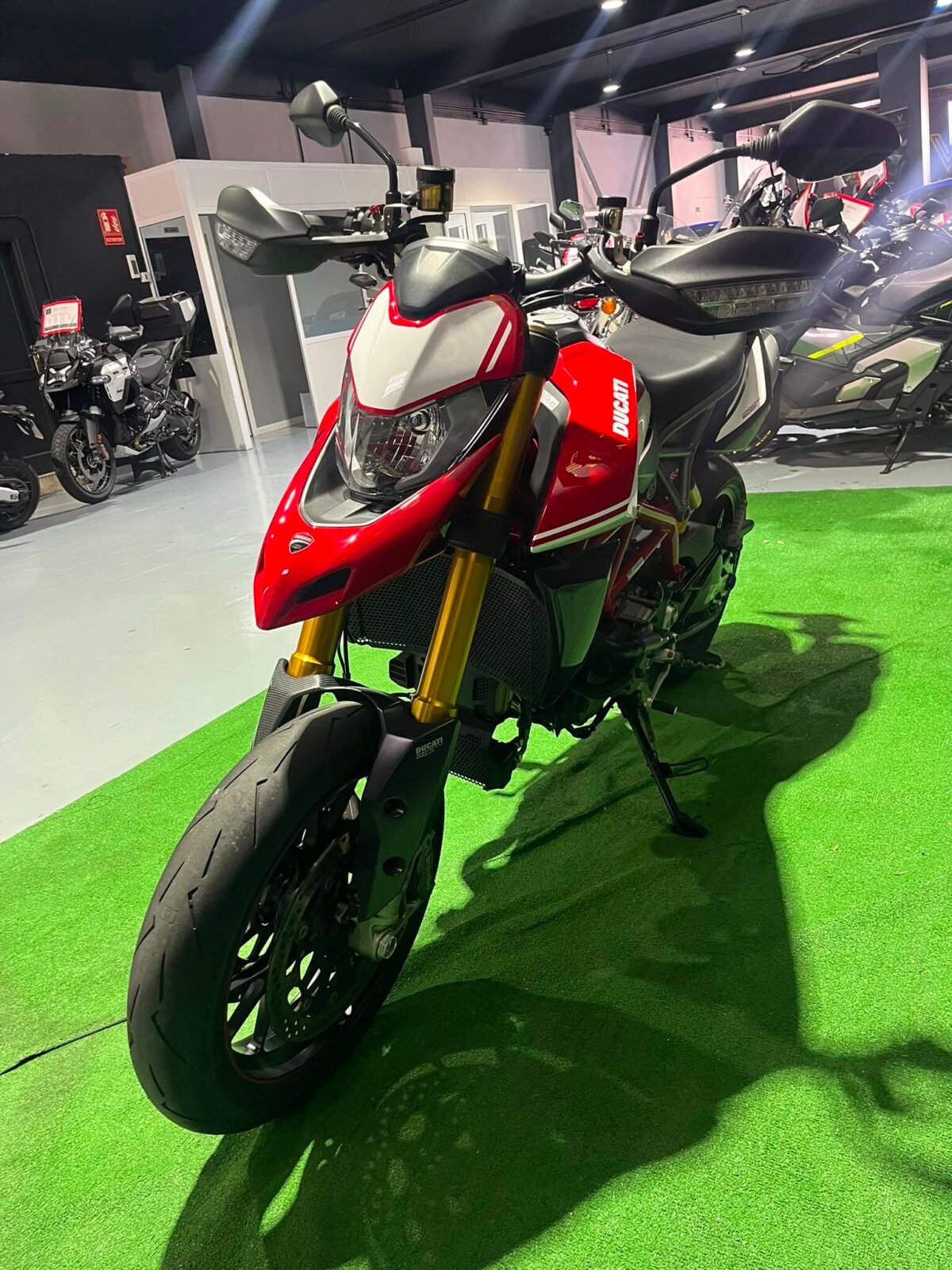 DUCATI hypermotard 950 SP