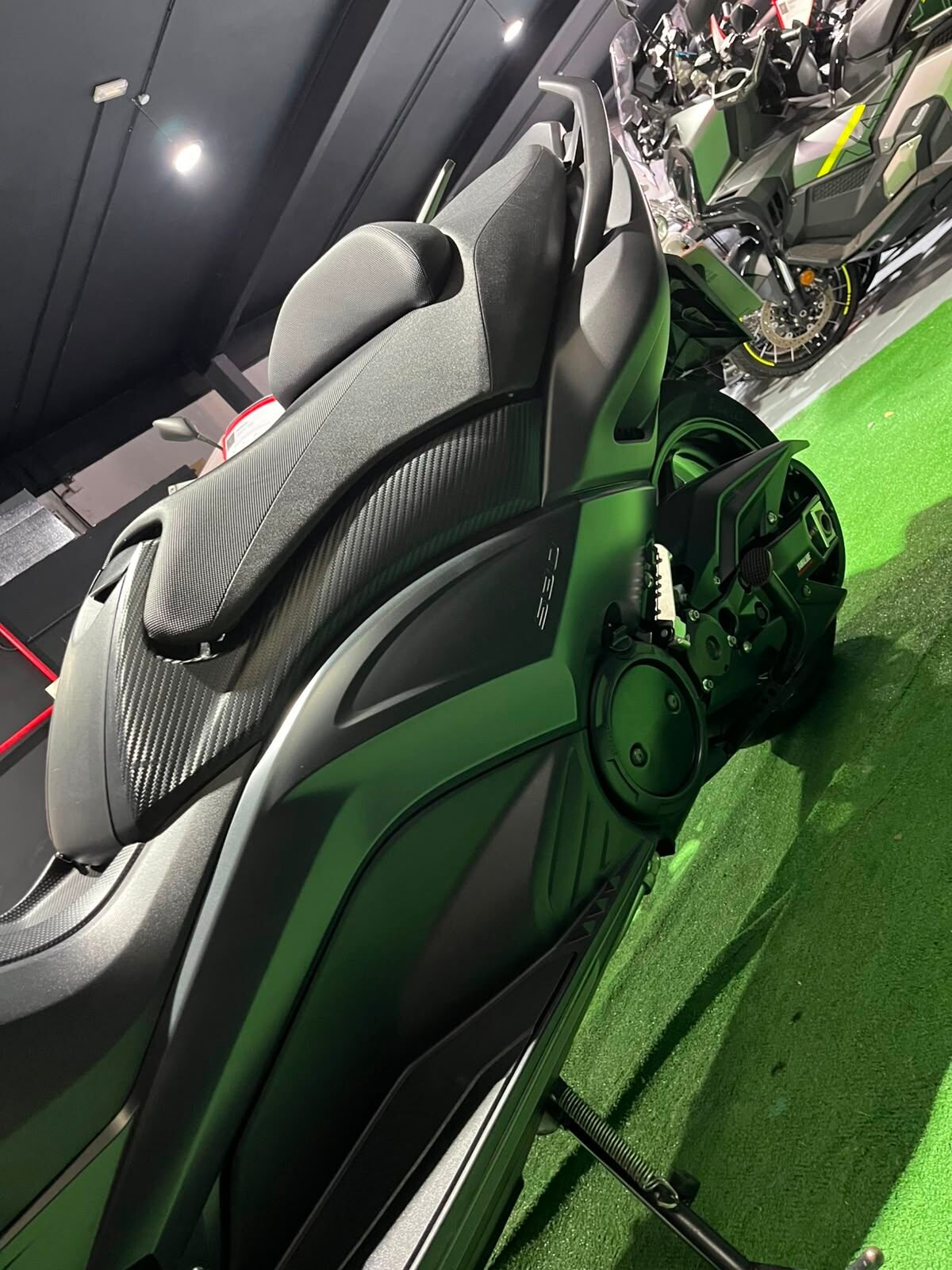 YAMAHA TMAX 530